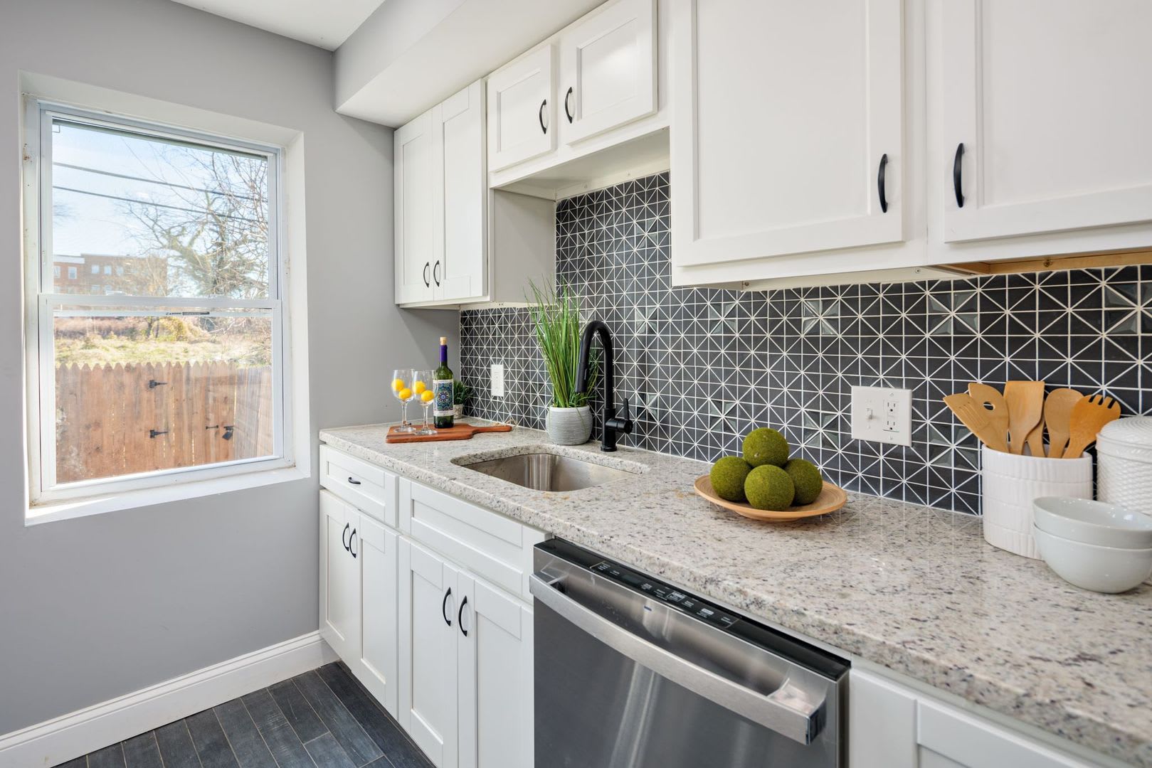 2846 Harlem Avenue – photo 1