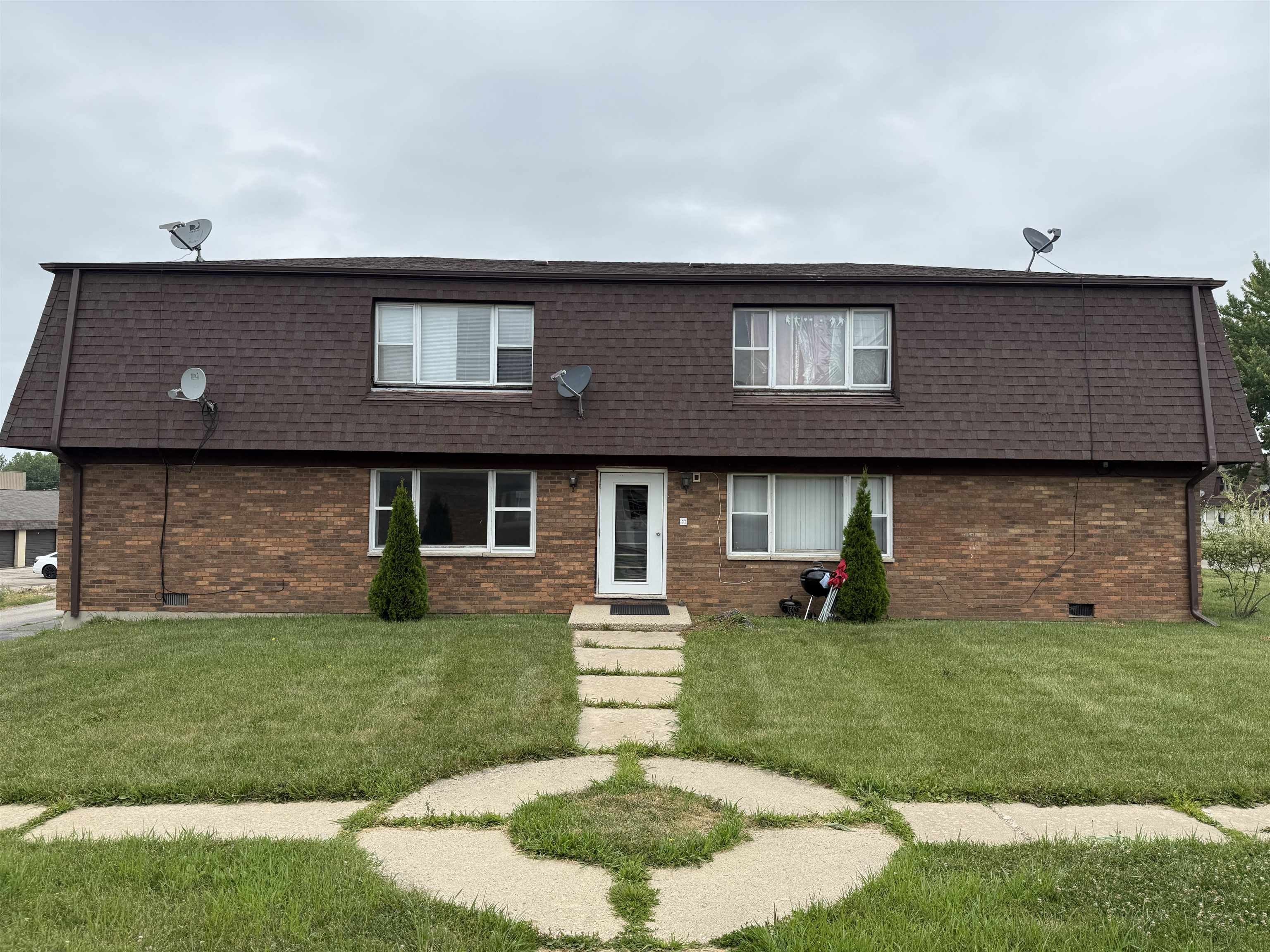 1020 9th Street – photo 1 of 15