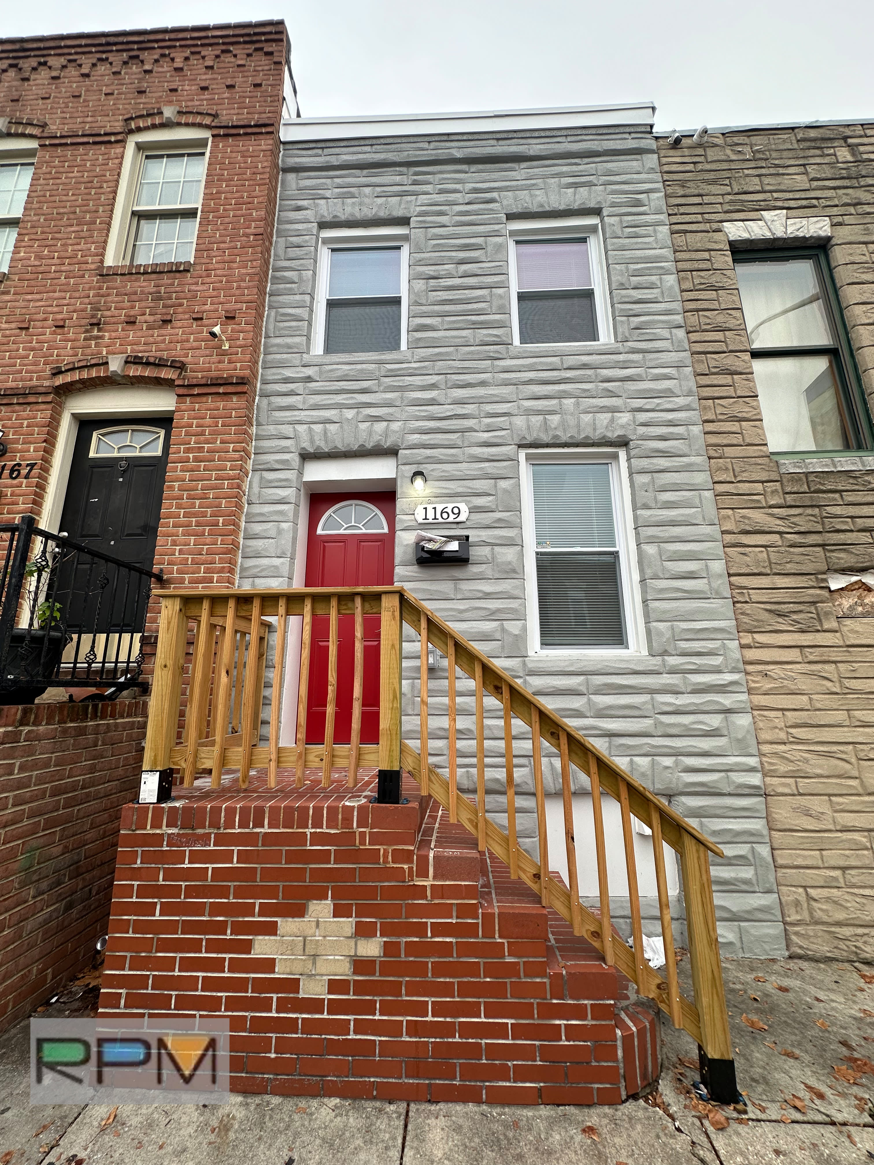 1169 Washington Blvd – photo 1