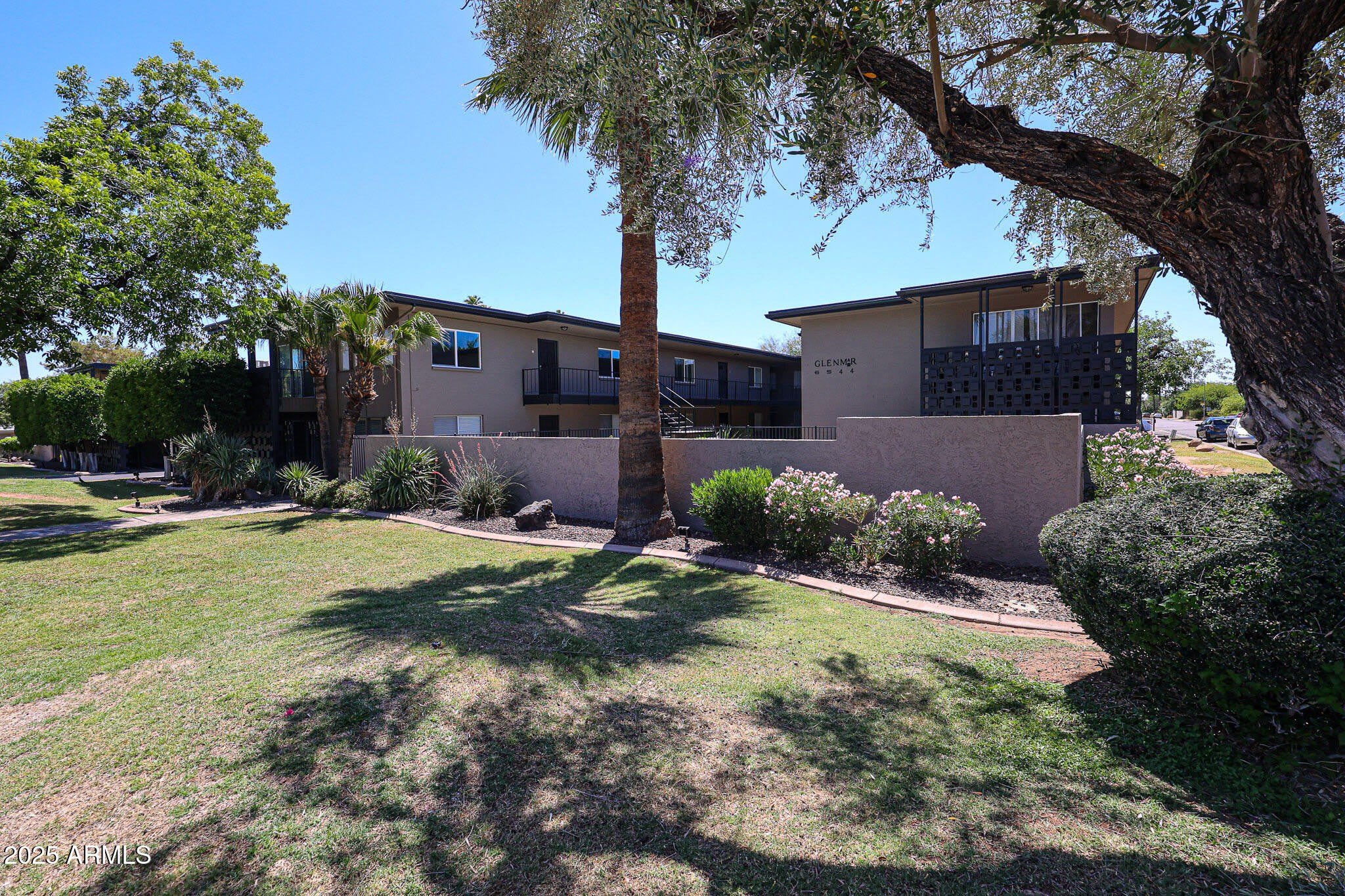 6544 N 12th Street – photo 1