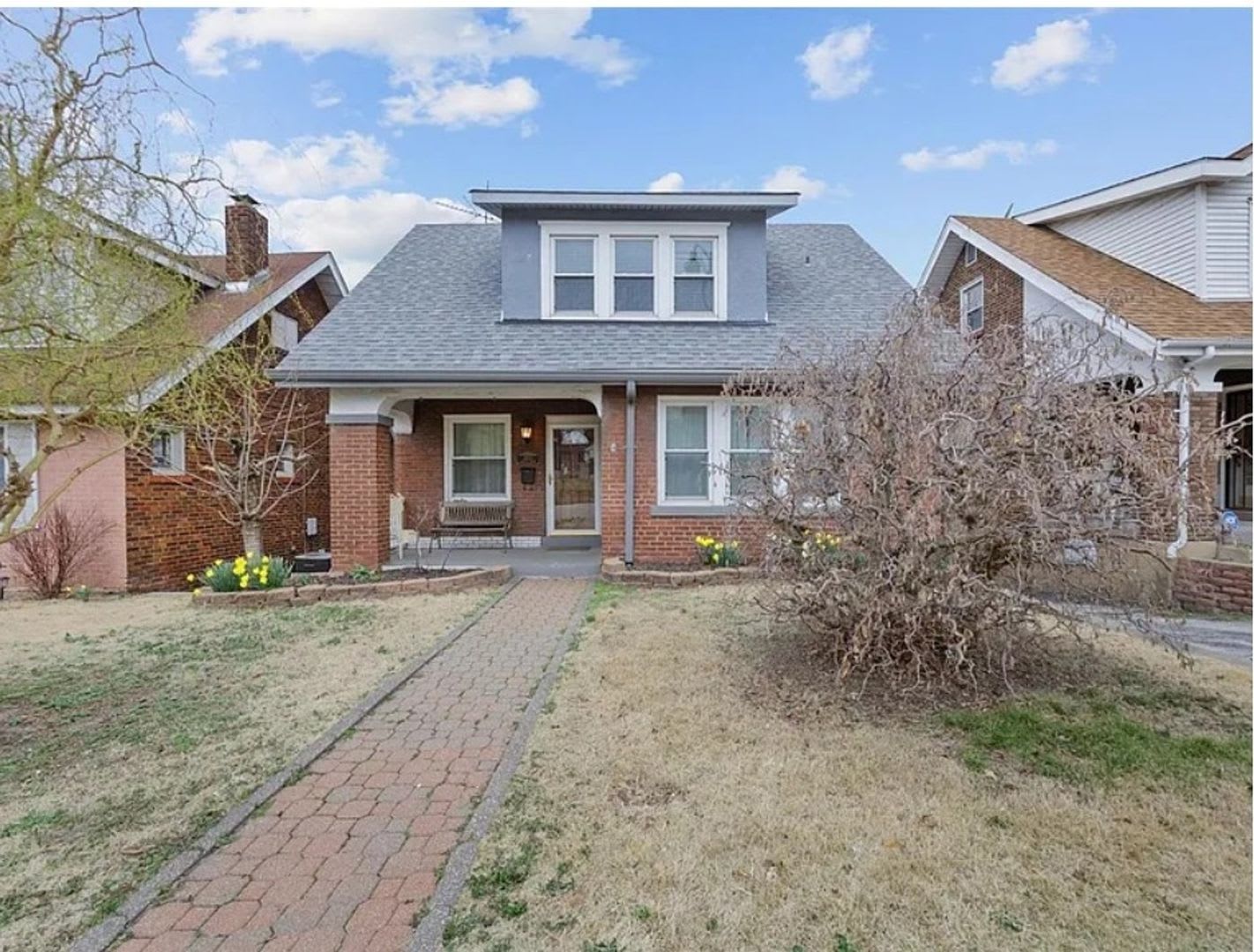 Charming 3 Bed R oom / 1.5 Bath House in Saint Louis – photo 1