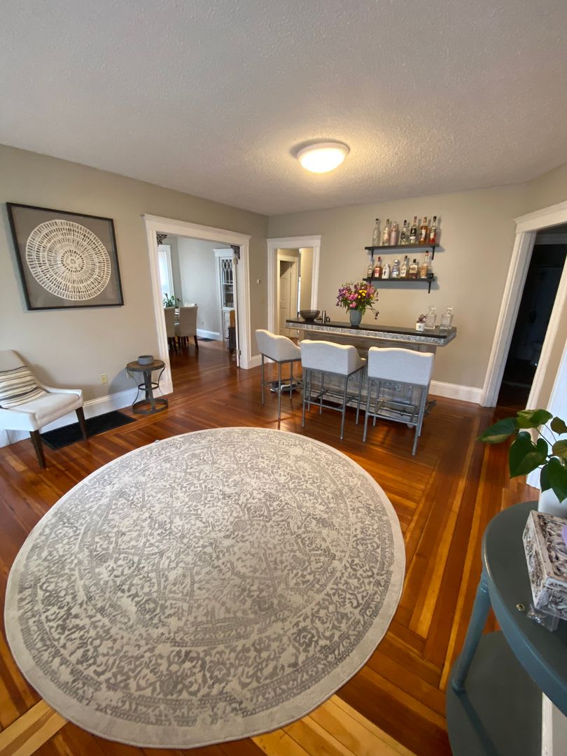Huge 4 bed unit in Quincy – photo 1