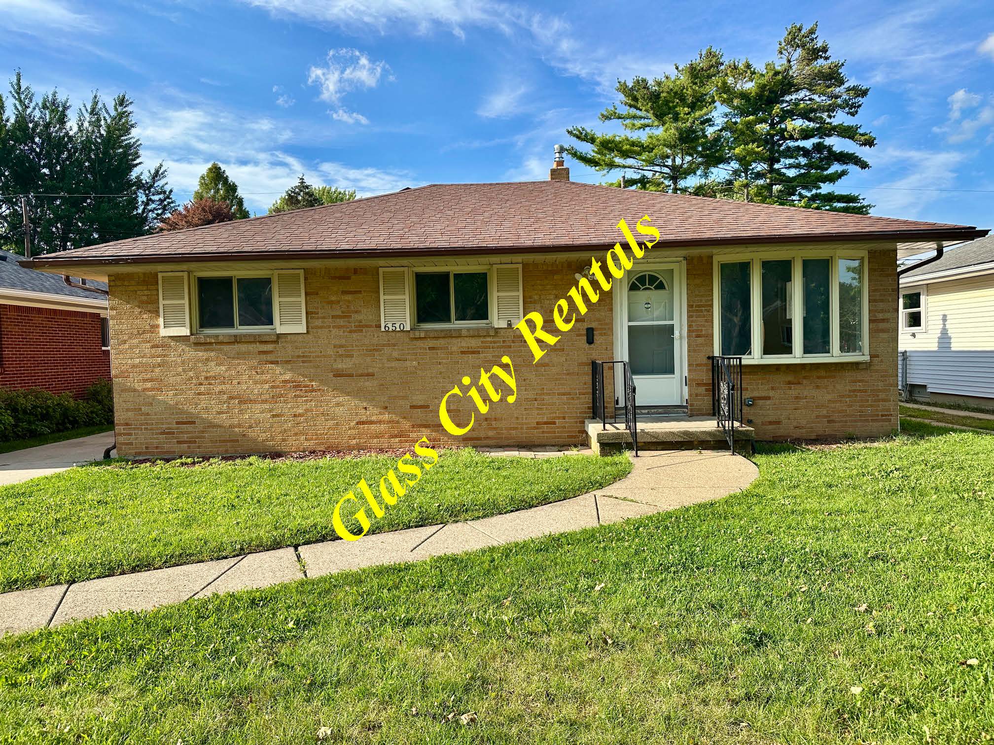650 Sandralee Drive – photo 1