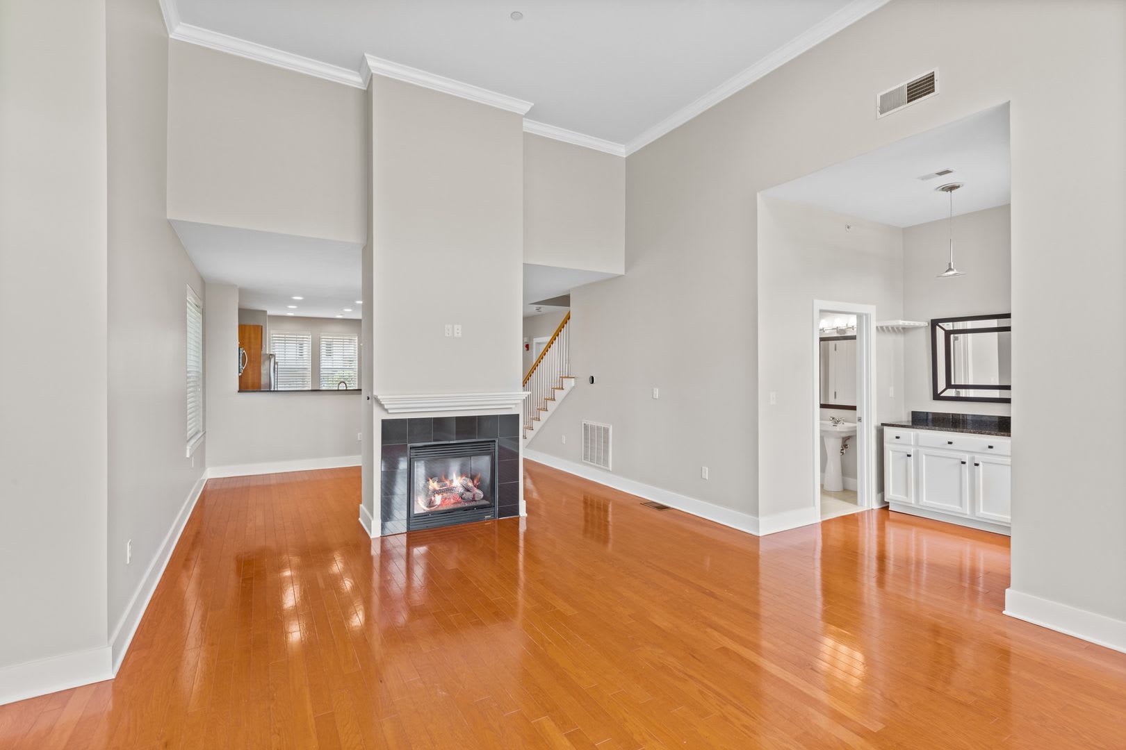 Private, light filled end unit townhome: 3 bed, 2.5 bath, 2,400 sq ft – photo 1 of 25