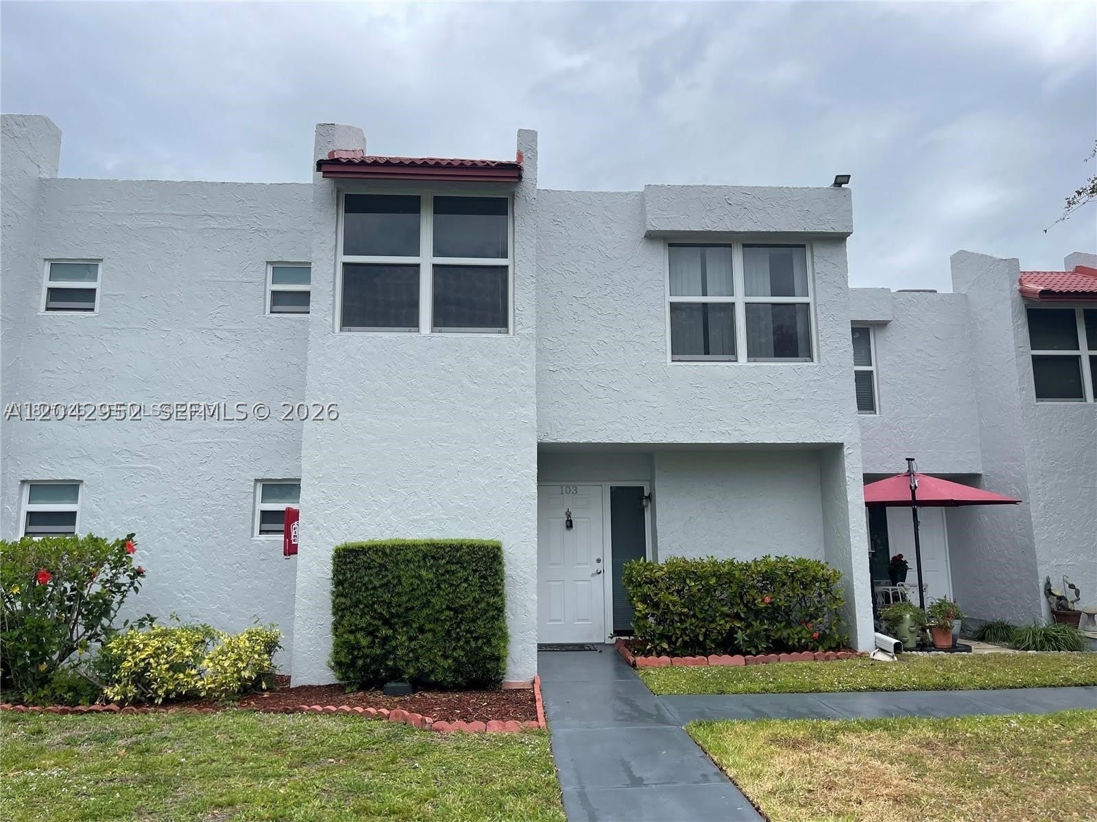 9401 Evergreen Pl – photo 1