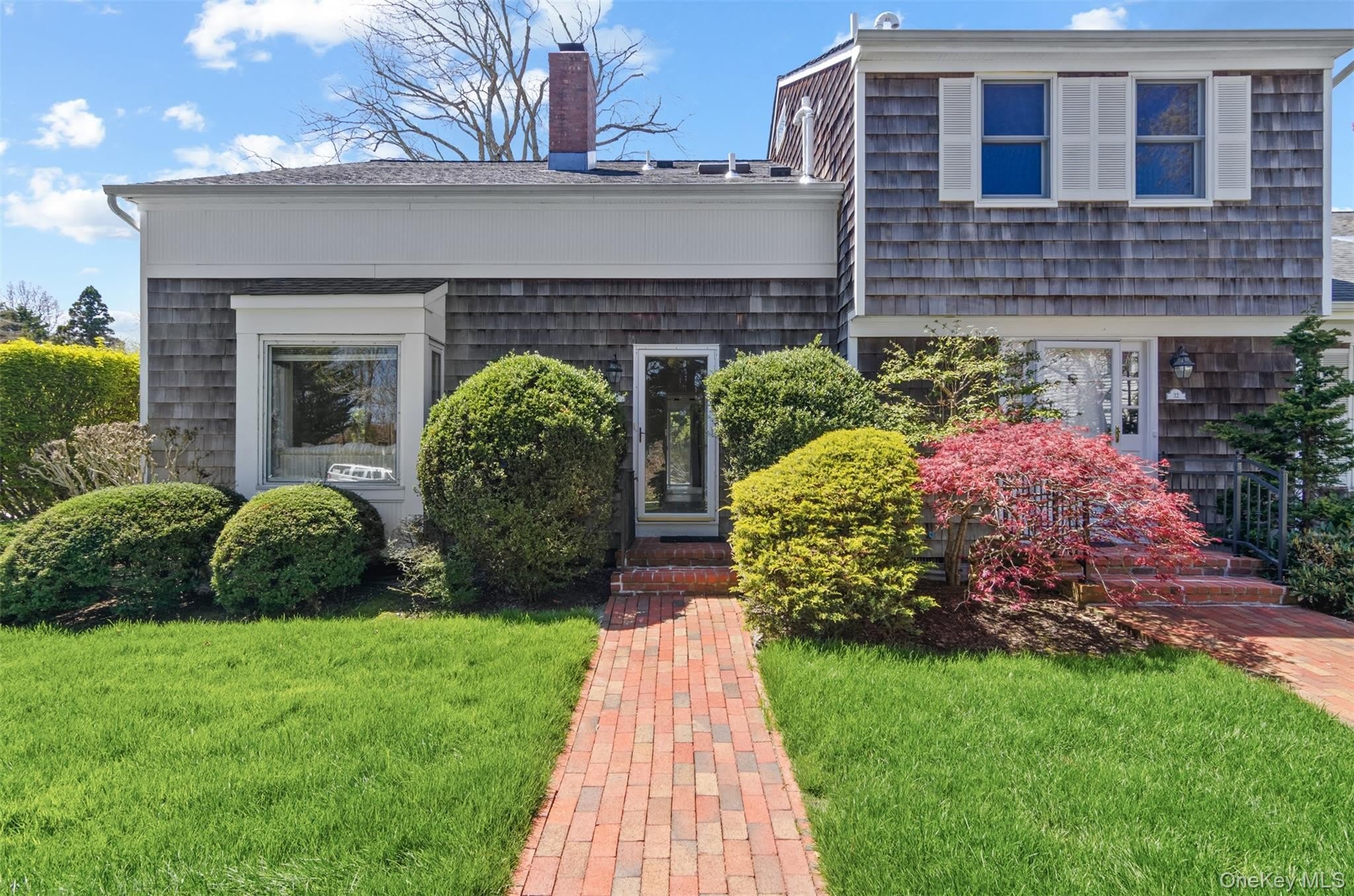 570 Hampton Road – photo 1 of 20