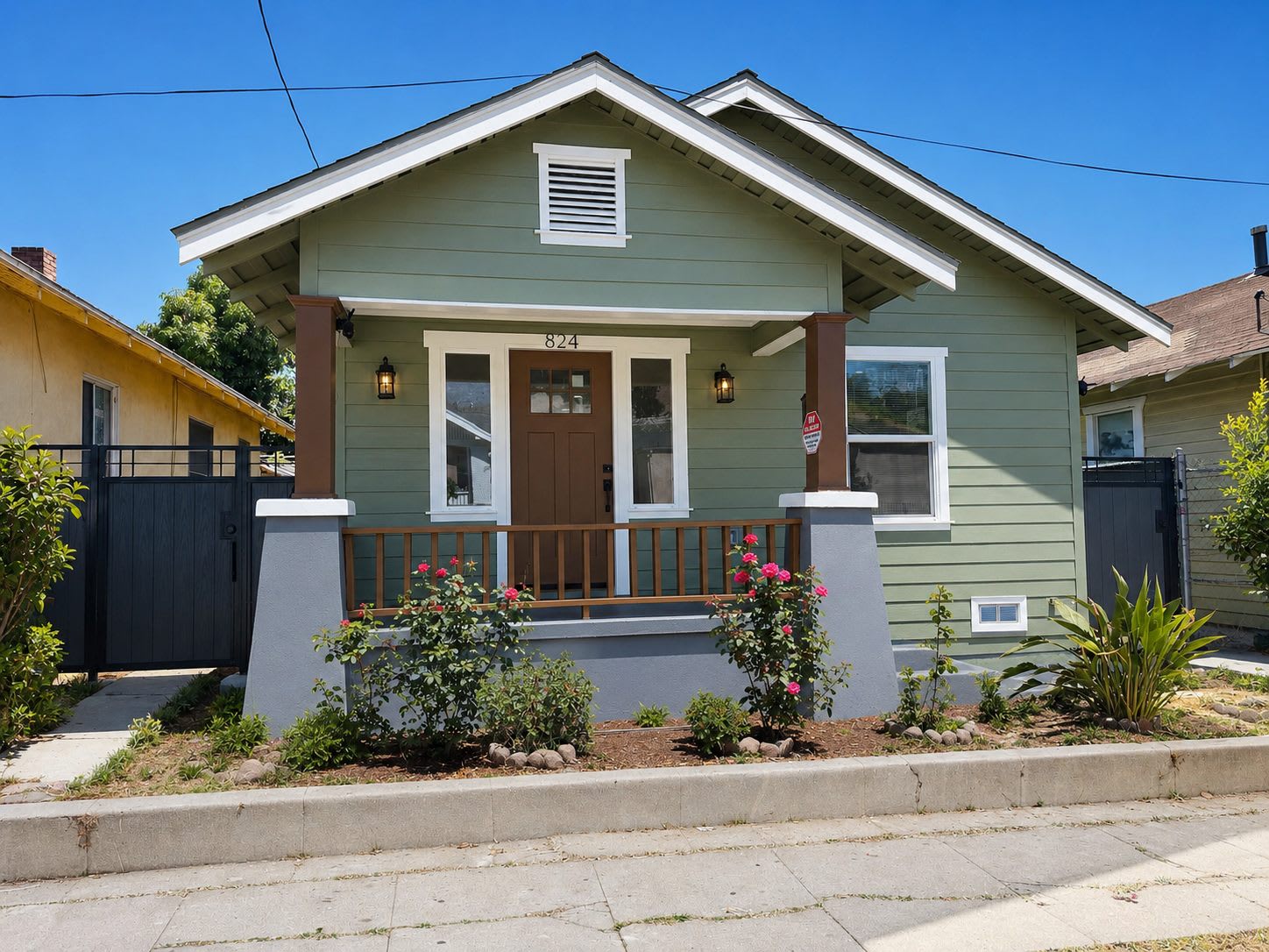 820 Aragon Avenue – photo 1