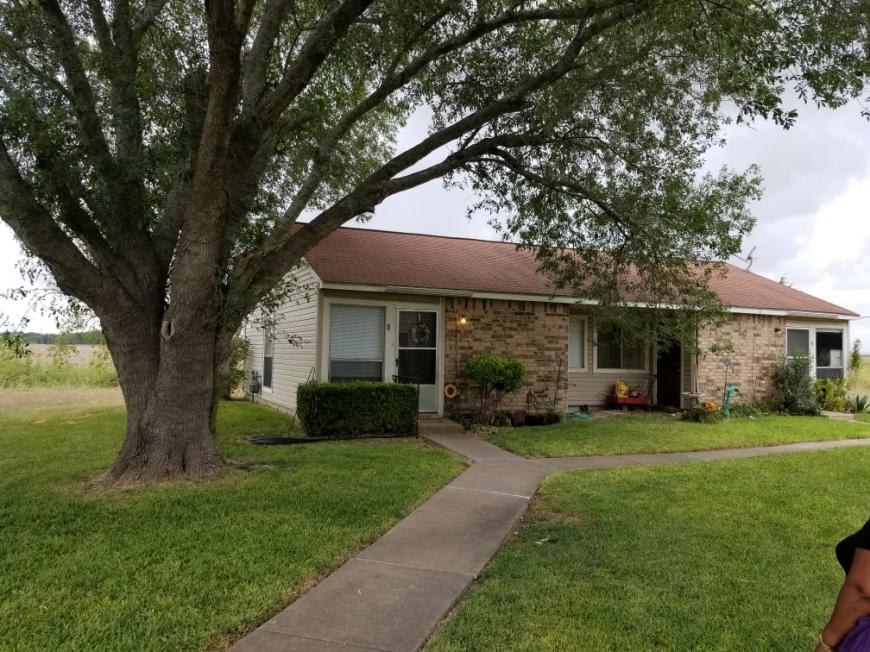 400 West Mesquite – photo 1 of 7