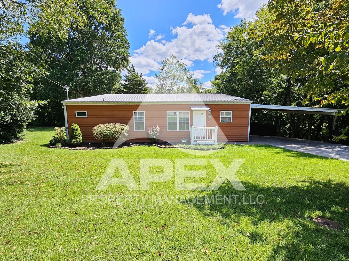 Contemporary Ranch Style 3Bd 2Ba Single Family Home Off Topside Road With Convenient Access To Maryville Or Knoxville