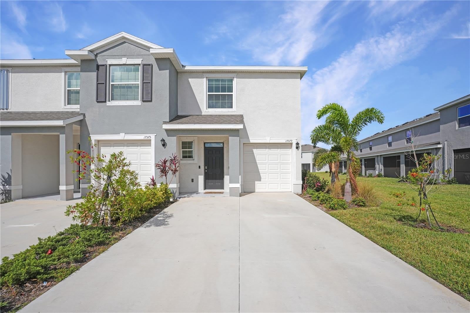 17579 CRESCENT MOON Loop – photo 1