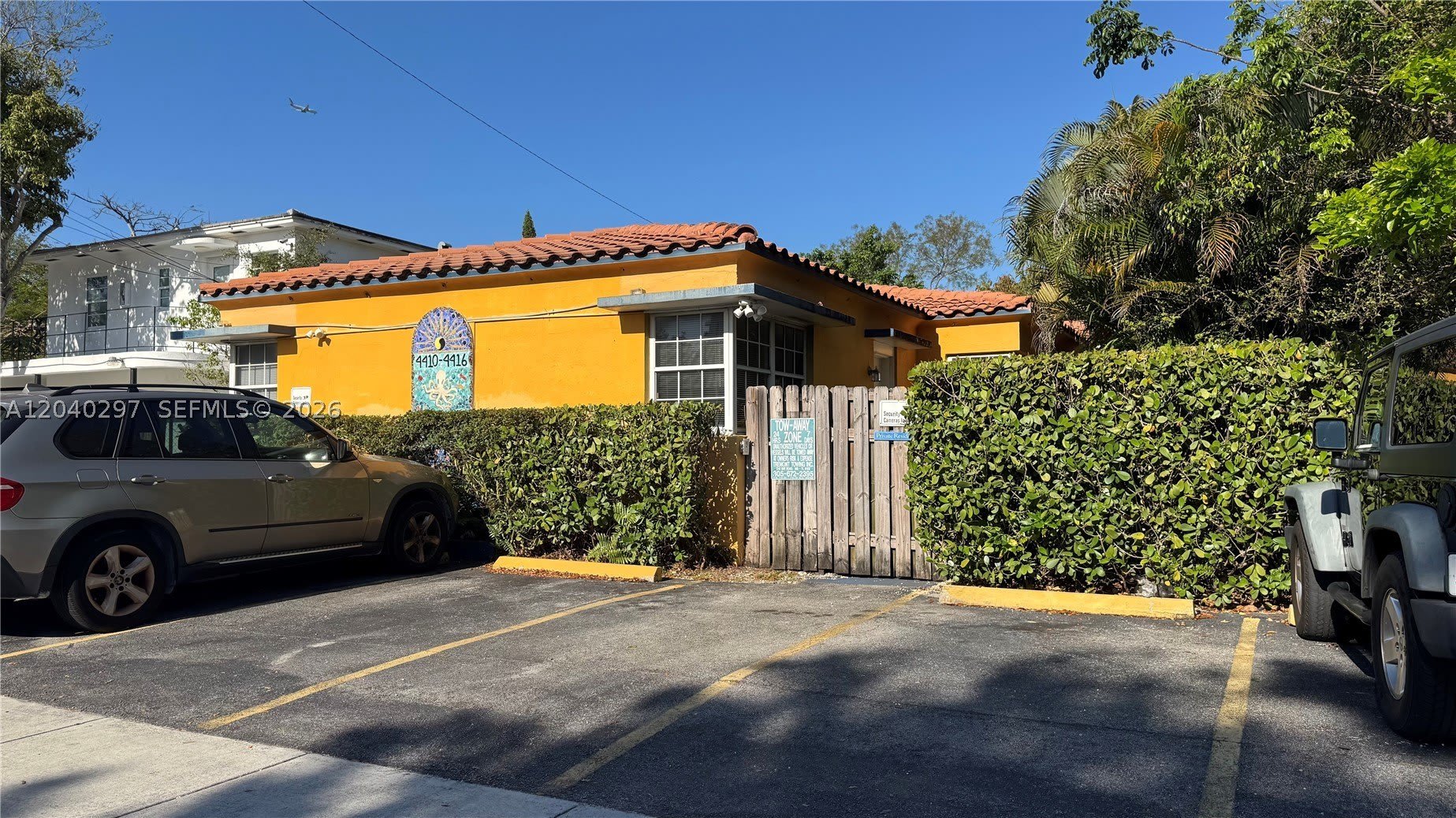 4410 Ne 2Nd Ave – photo 1