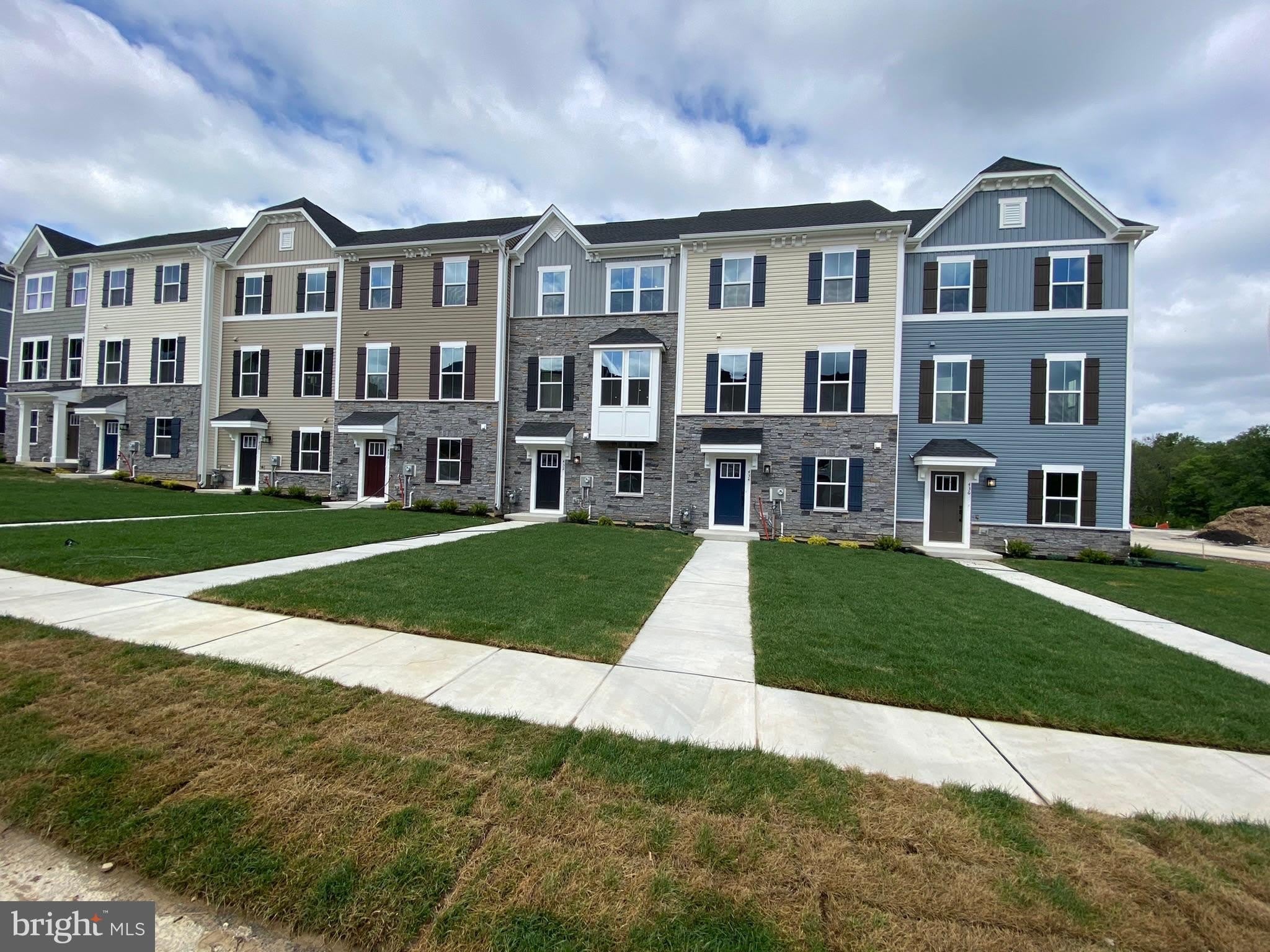 434 PAPERBARK Square – photo 1 of 22