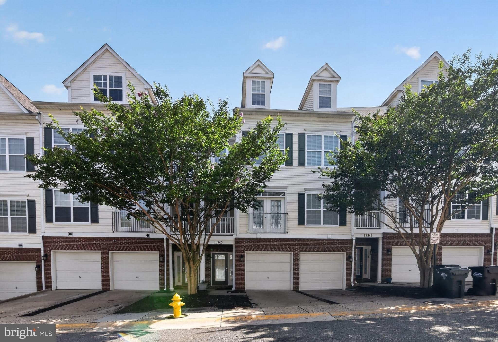 13945 HOLLOW WIND Way – photo 1 of 15