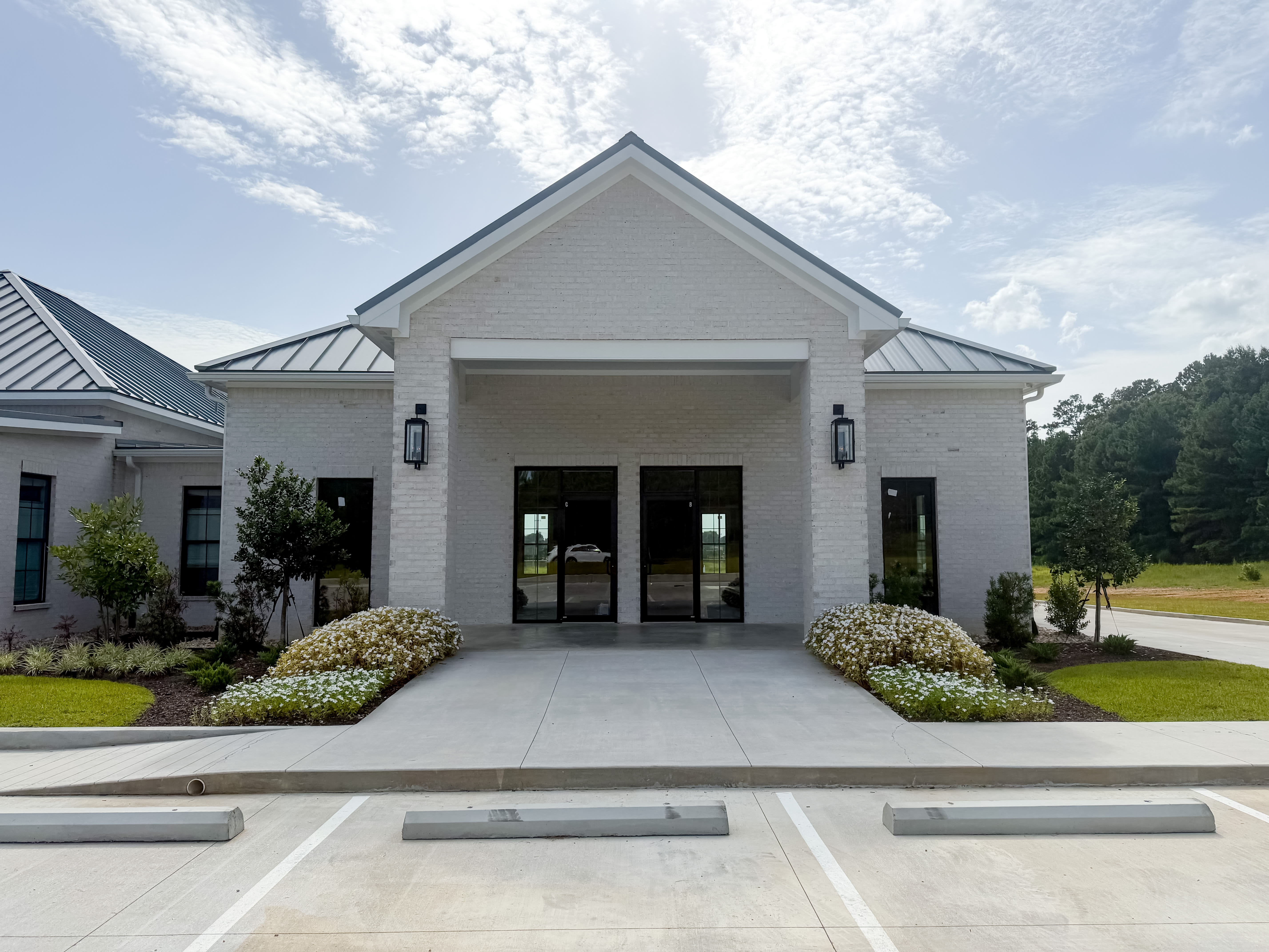 467 Sumrall Rd – photo 1 of 6