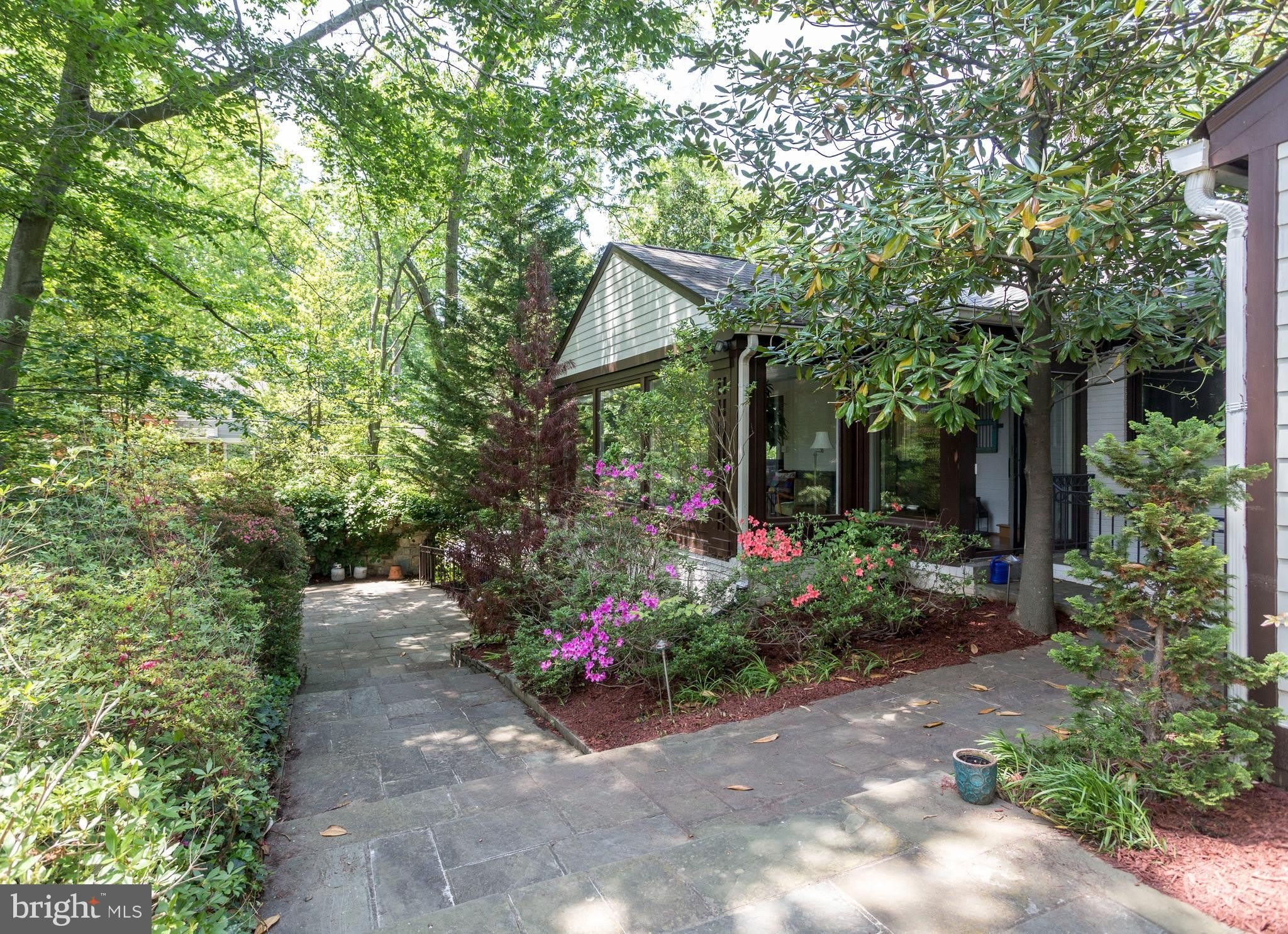 5628 Knollwood Road – photo 1