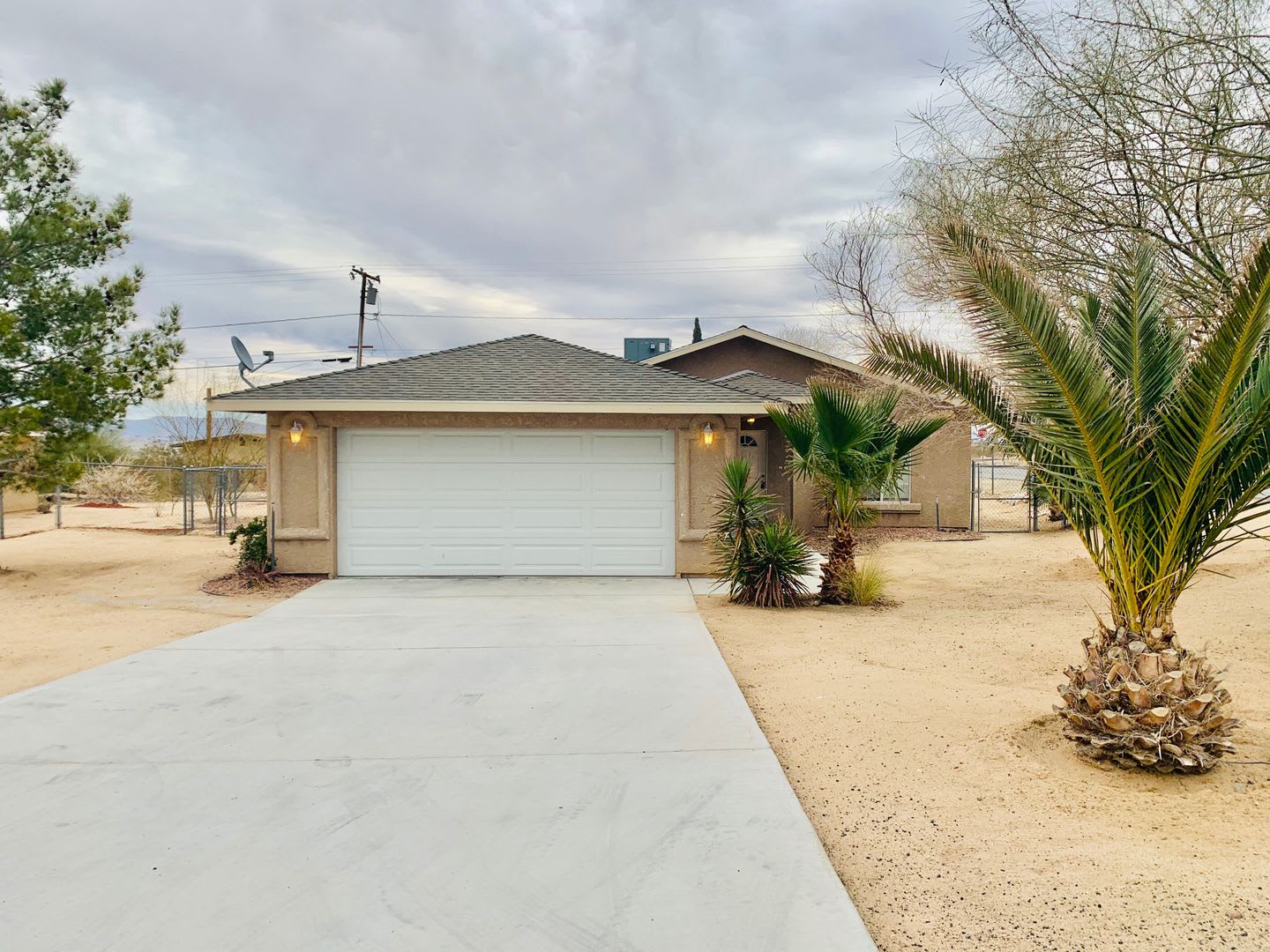 Beautiful 3 Bedroom 2 Bath Home – photo 1
