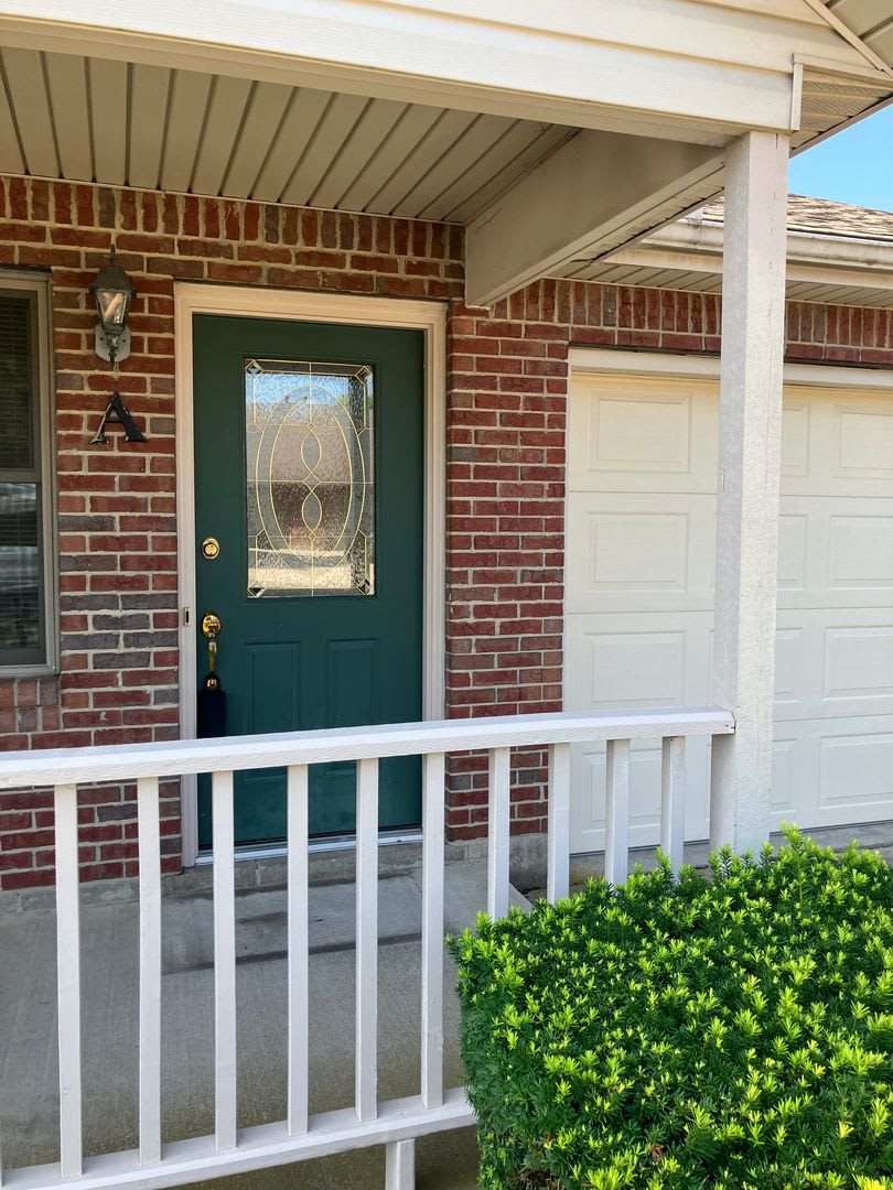 Ranch With 2 Bedrooms 1 Bath And 1 Car Attached Garage – photo 1 of 51
