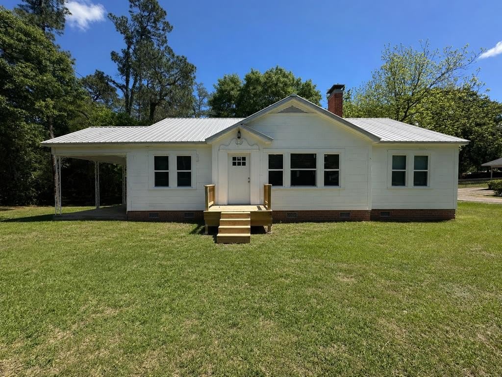 295 Hodgesville – photo 1 of 6