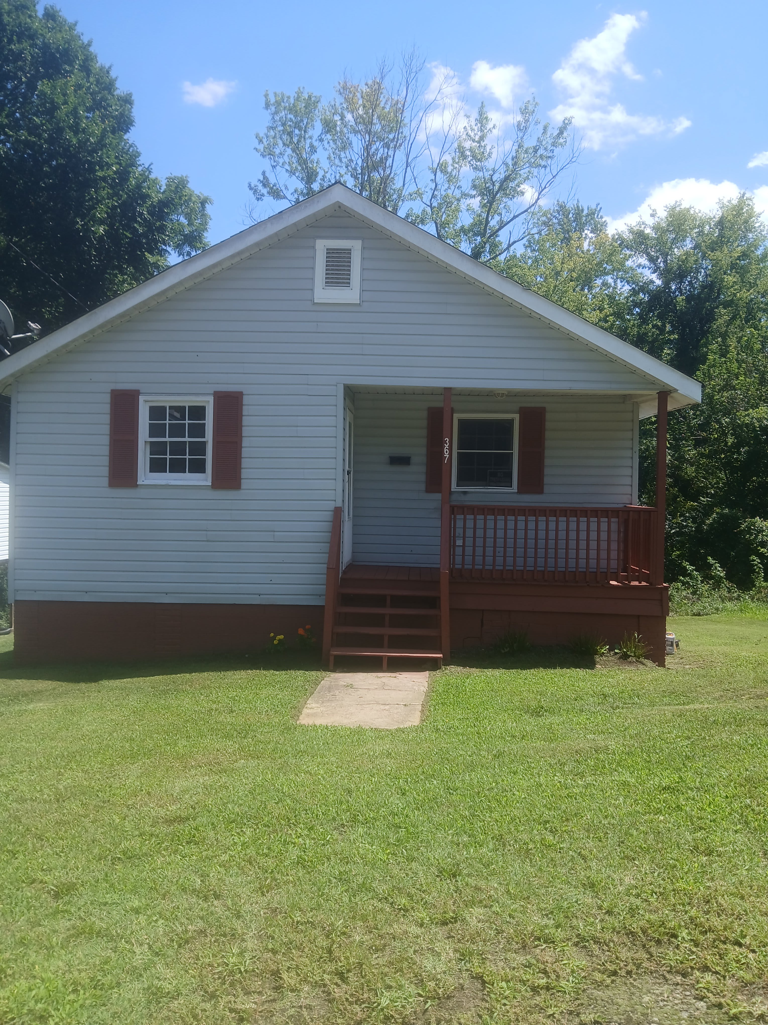 367 Chatelaine Avenue – photo 1 of 17