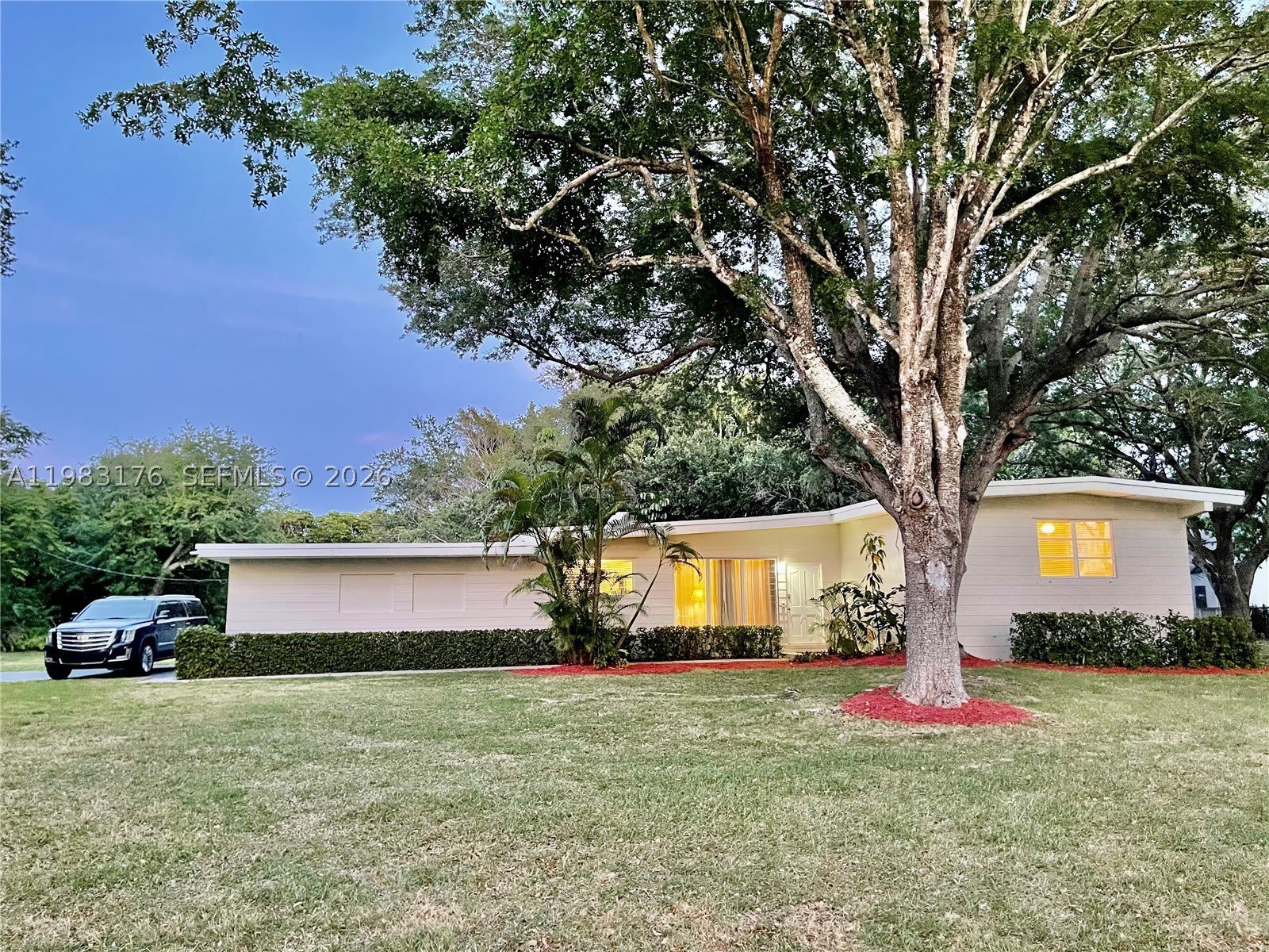 14155 Old Cutler Rd – photo 1 of 148