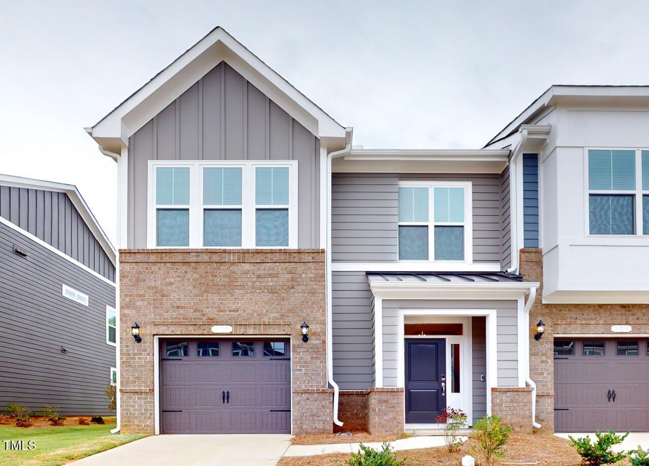 200 Lemon Leaf Place – photo 1