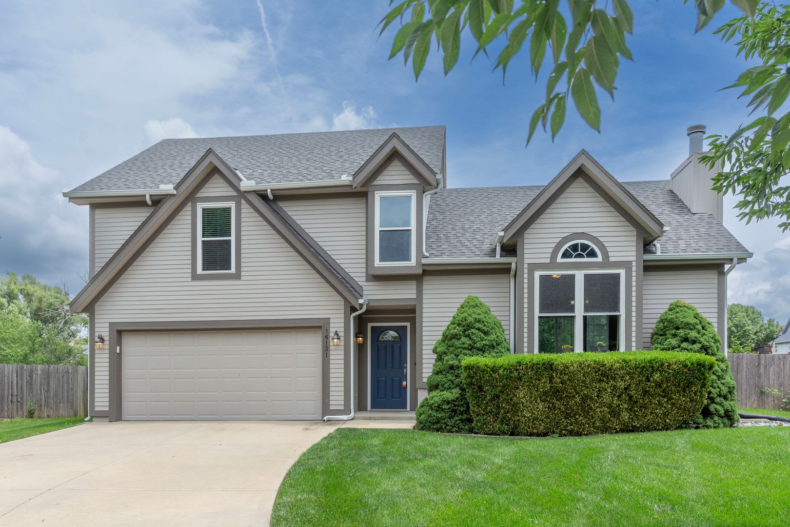 3 BR/3BA – photo 1