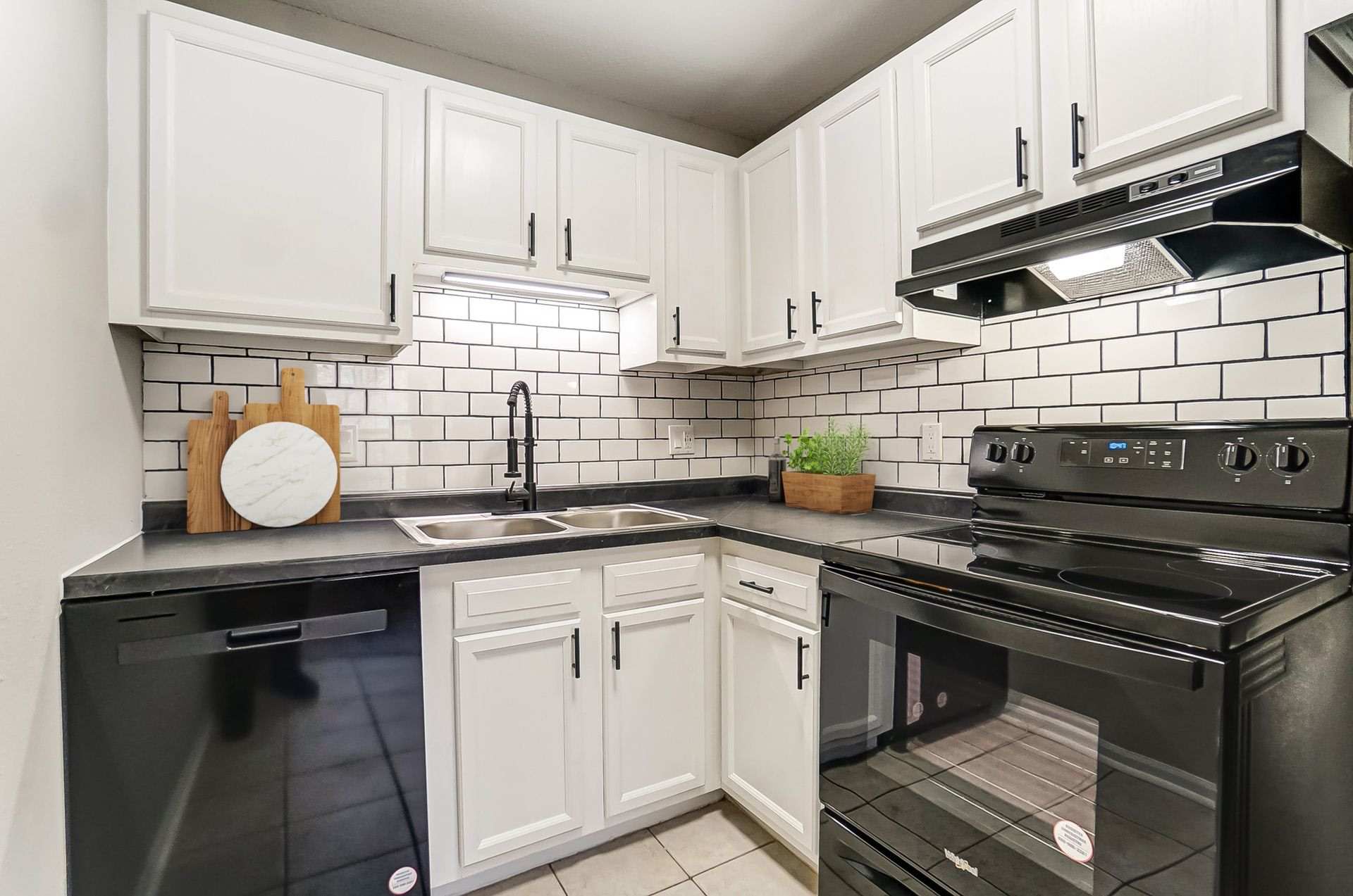 Coral Club Apartments – photo 1