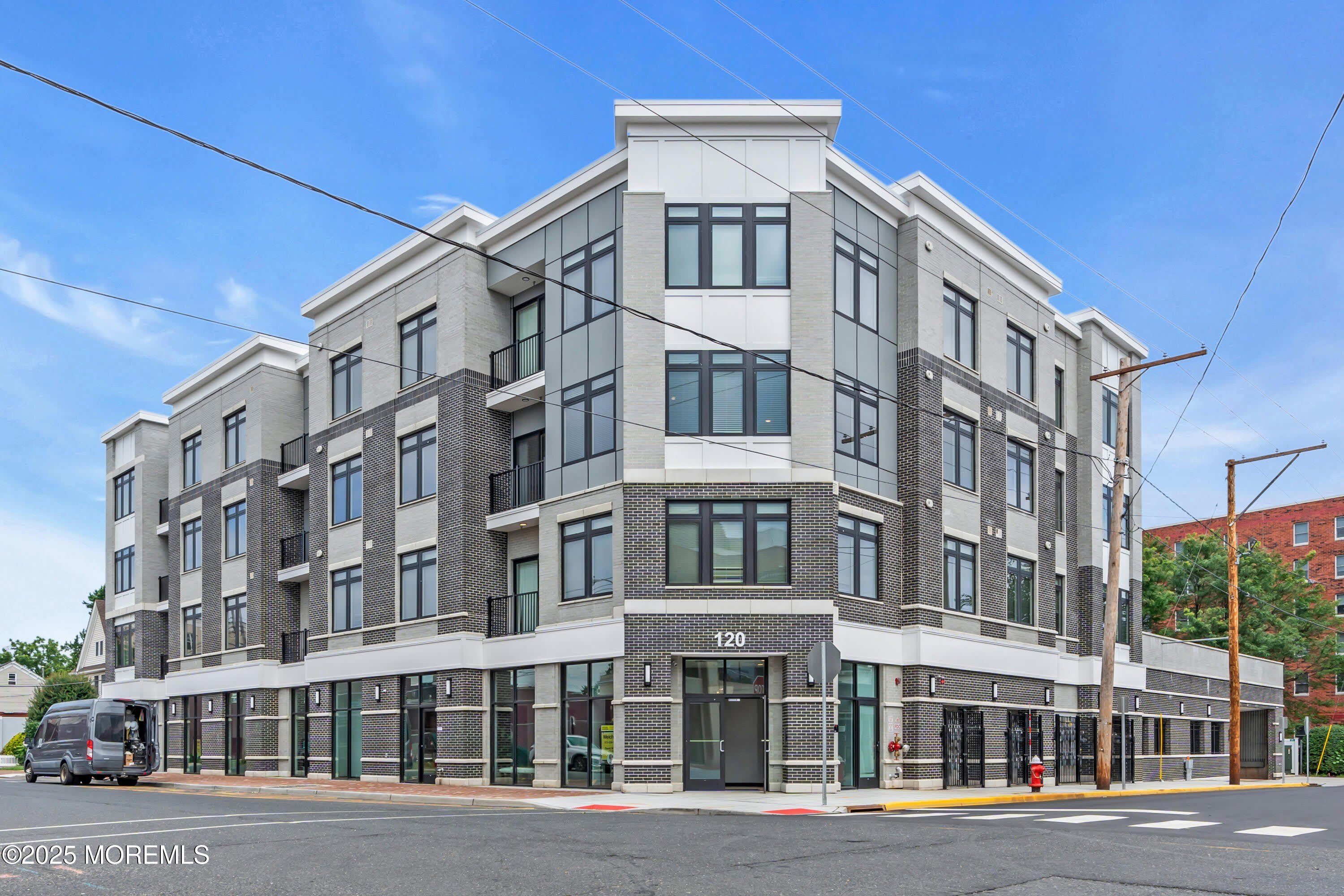 120 Monmouth Street – photo 1