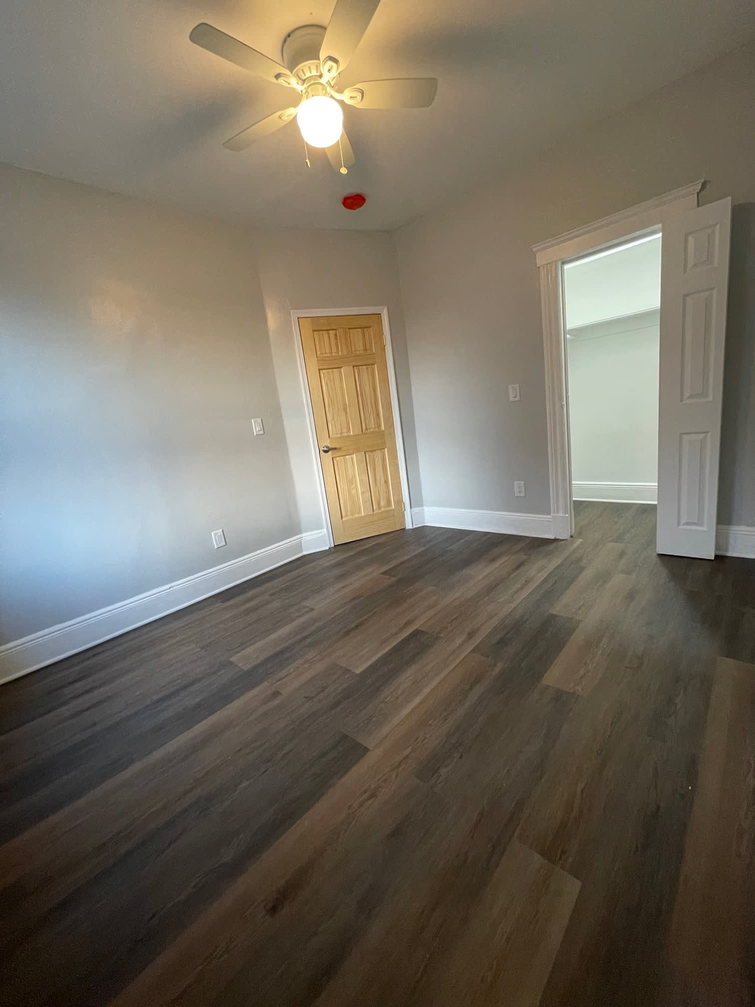 106 Romaine Ave – photo 1