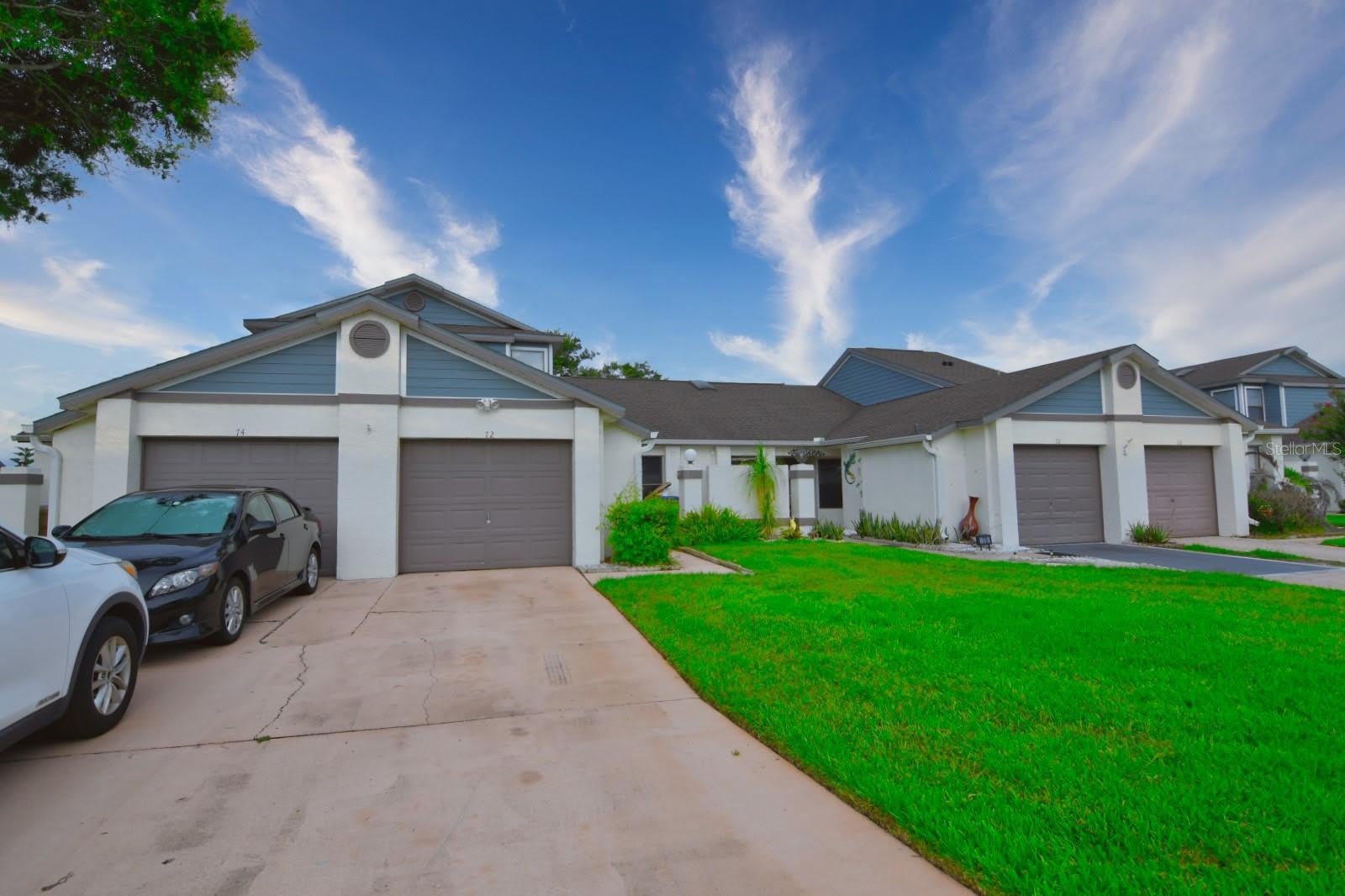 72 LAKEPOINTE Circle – photo 1 of 53