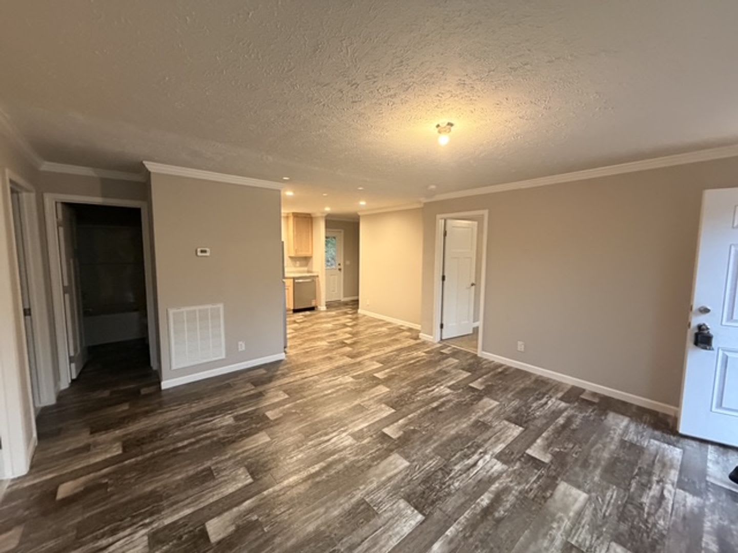 87 Gravel Hill – photo 1 of 17