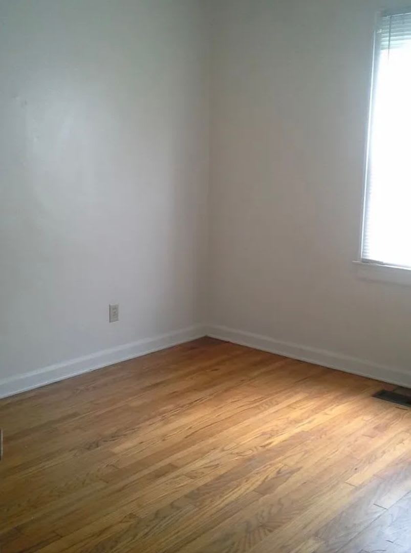 401 S Mitchell – photo 1