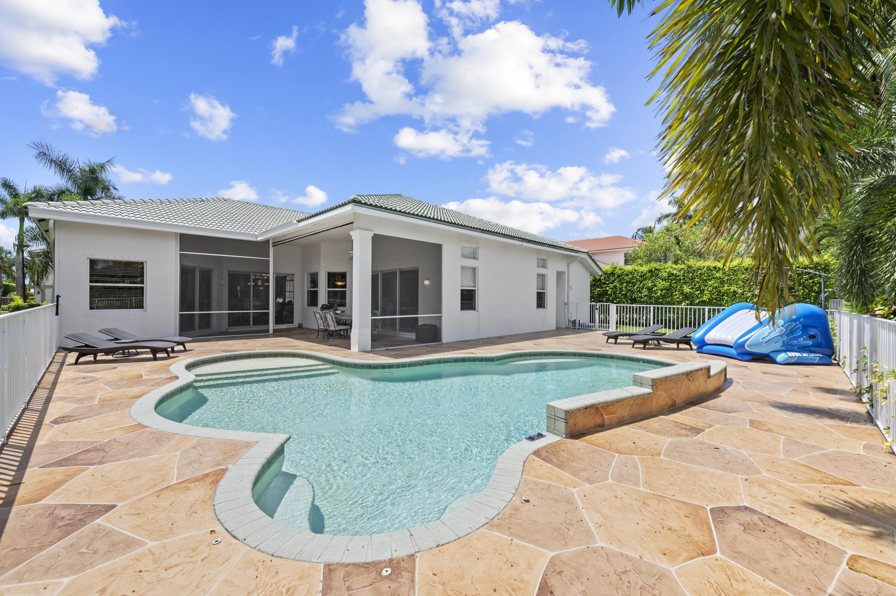 11727 PARADISE COVE Lane – photo 1