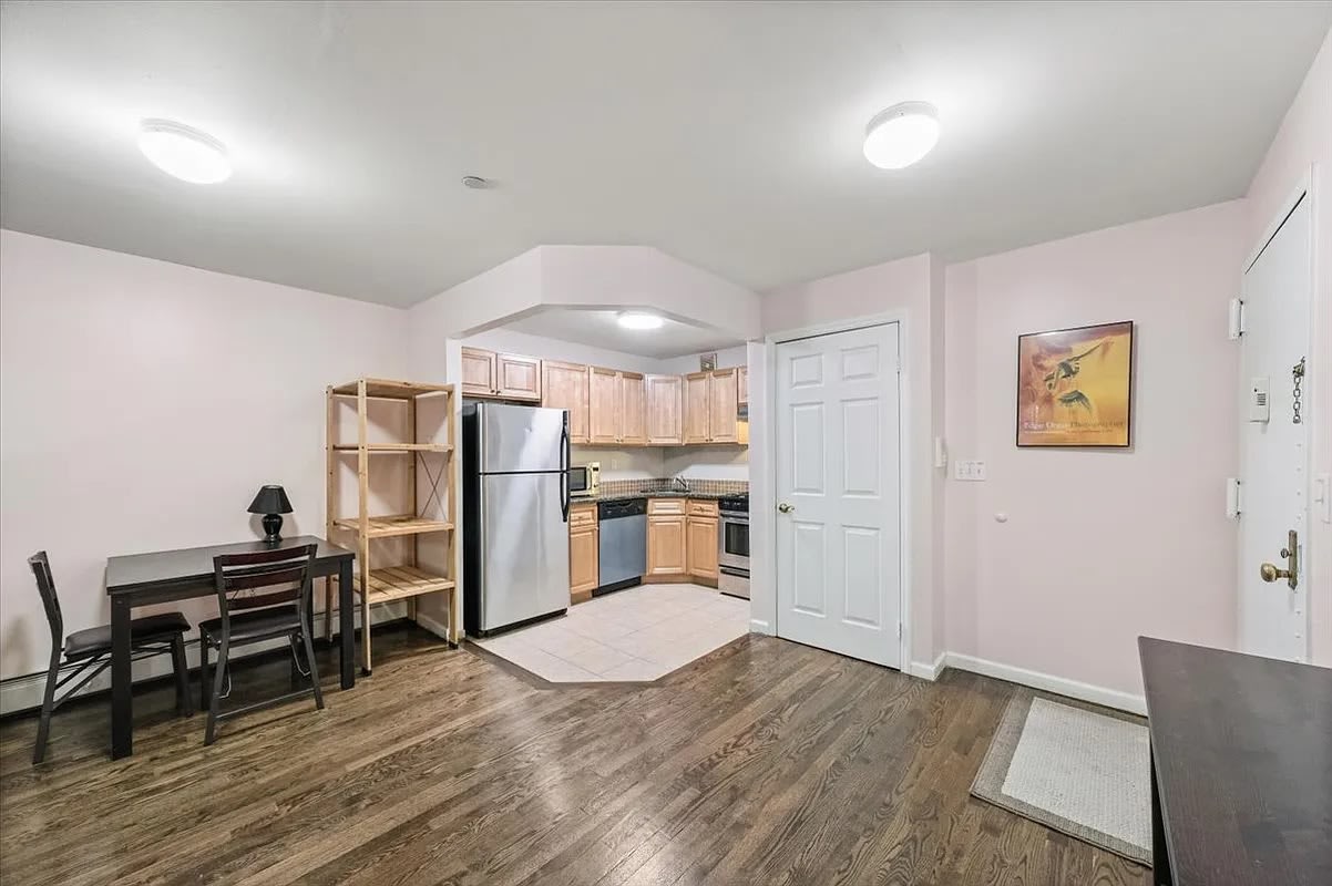 2792 Sedgwick Ave Apt 1A – photo 1 of 69