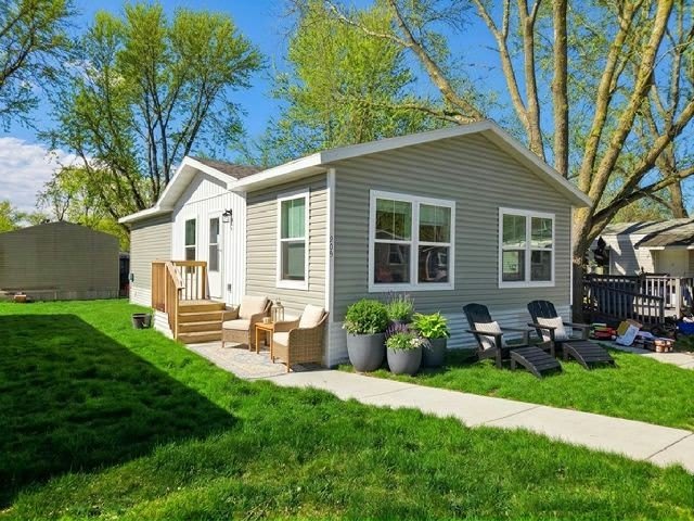205 Janjo DR – photo 1 of 5