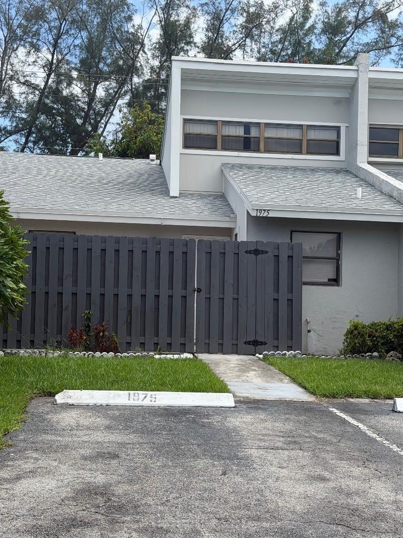 1975 Monks Court – photo 1