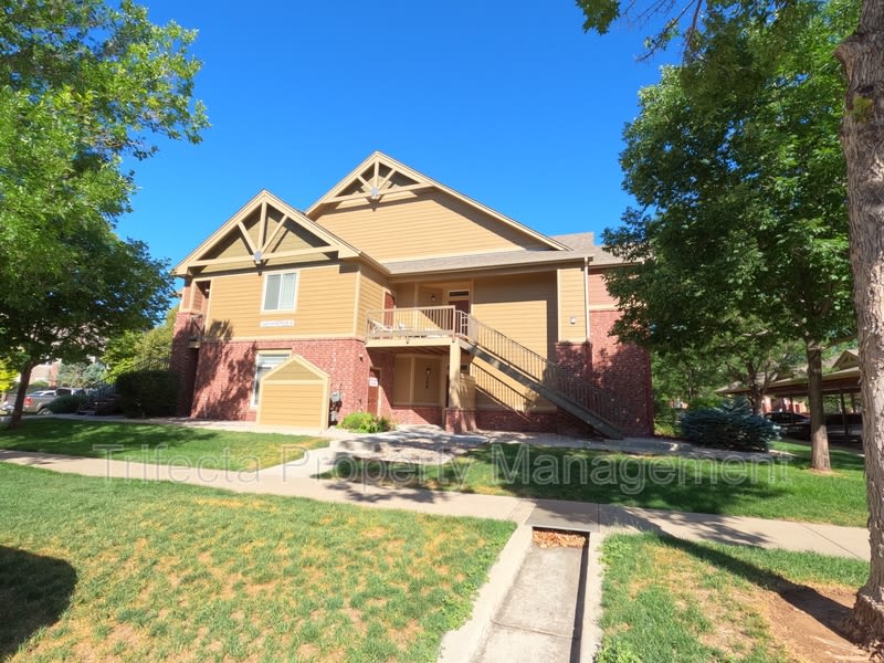 2445 Windrow Drive, A208 – photo 1