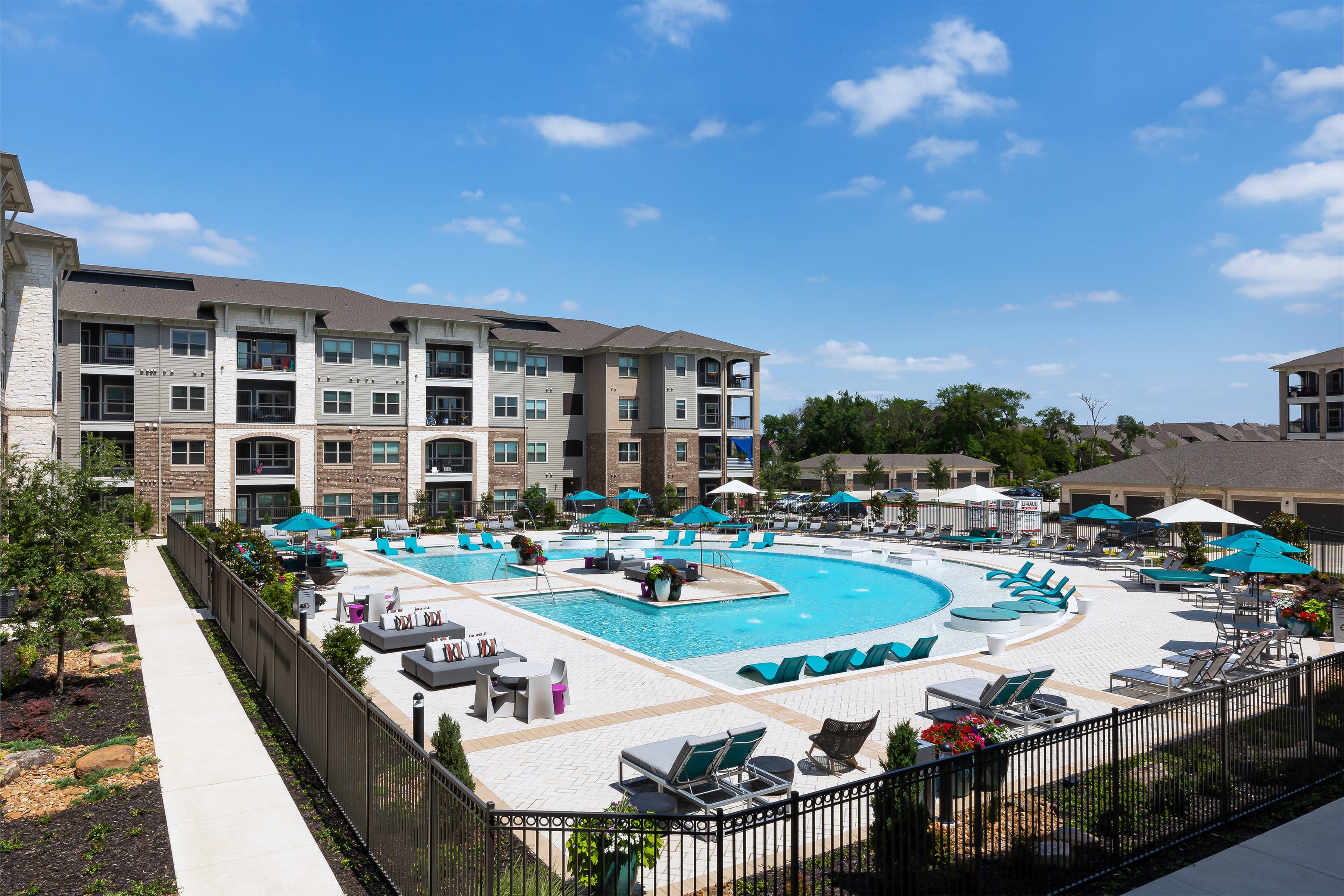 Cyan Craig Ranch Apartments – photo 1