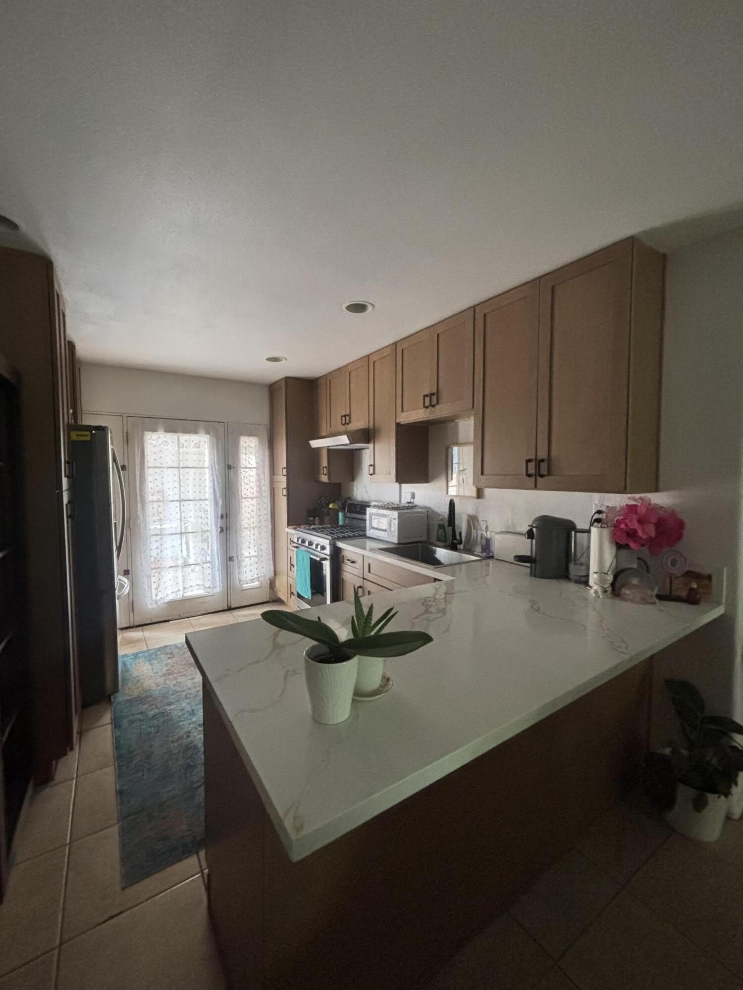 73202 Guadalupe Avenue – photo 1 of 5