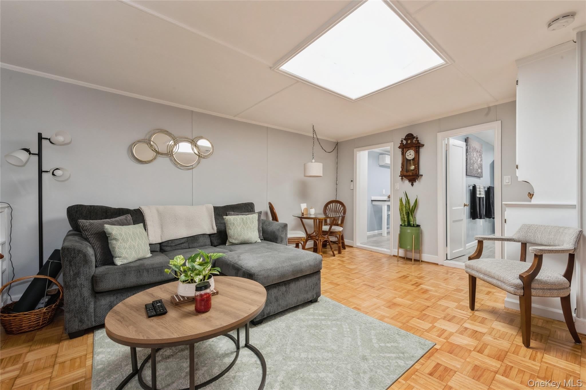 51 Spring Street – photo 1 of 10