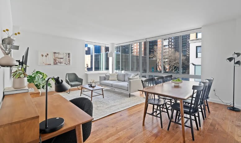 252 W 26th St – photo 1