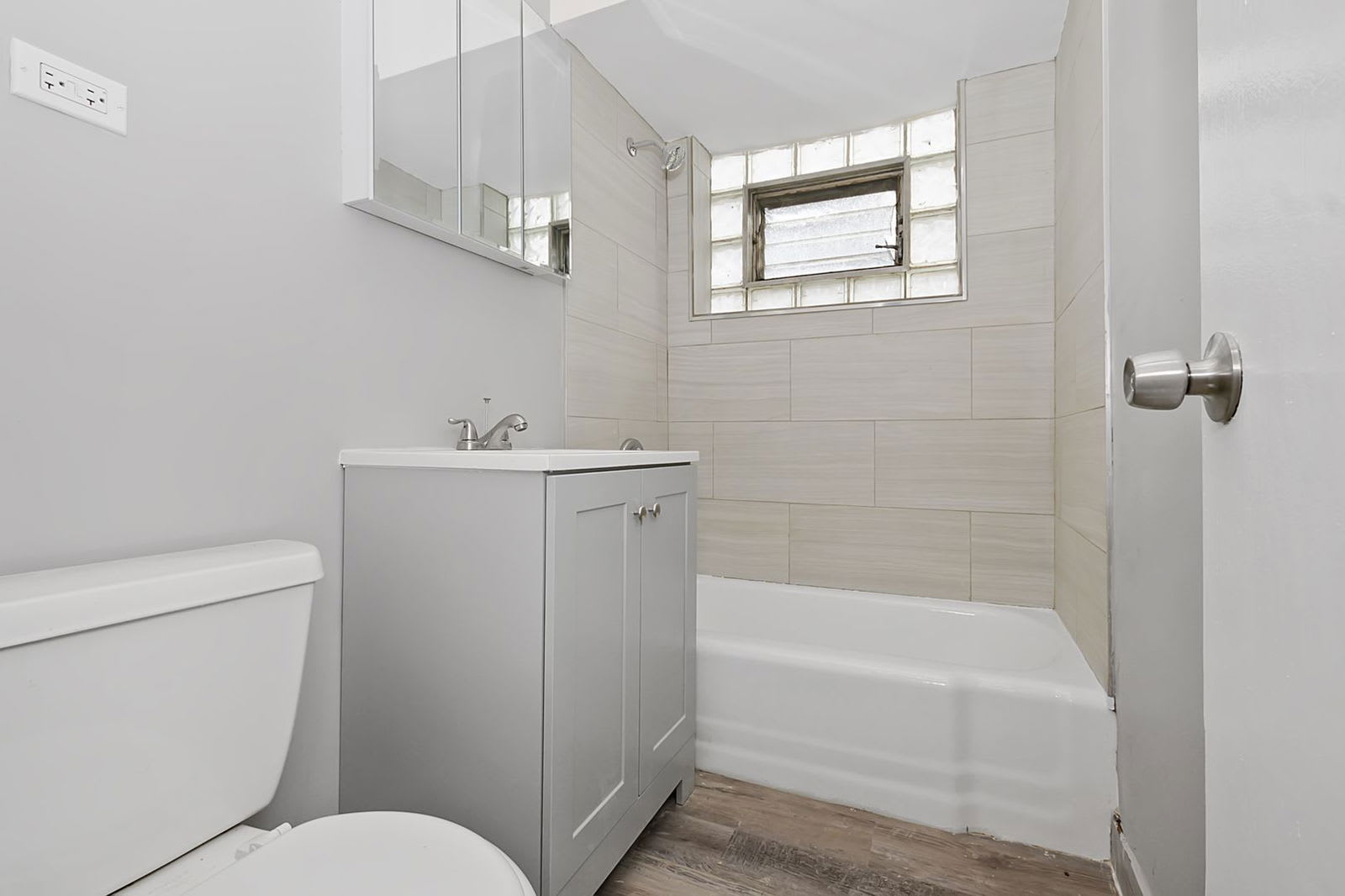 6701 South Troy Street – photo 1