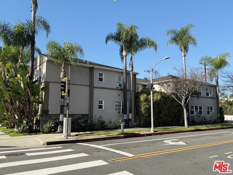9667 W Olympic Blvd – photo 1