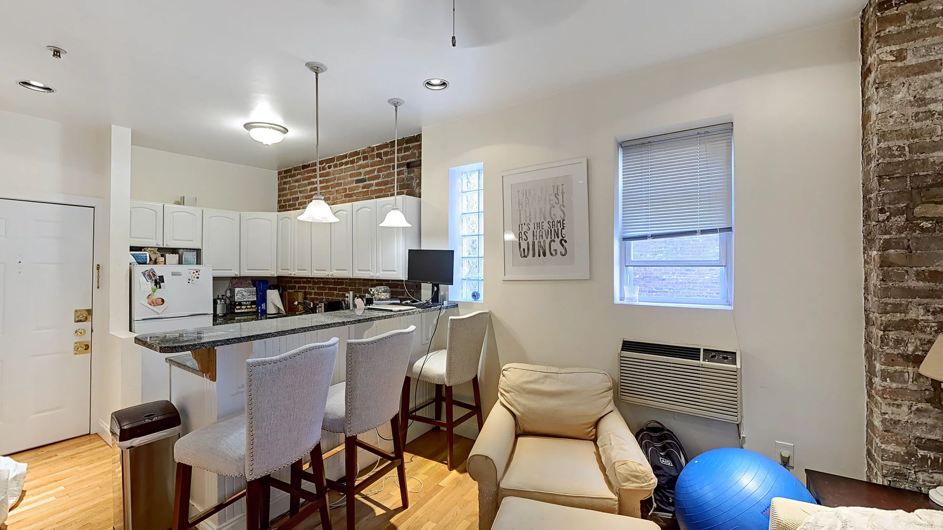 North End 2 Bed With Ac No Broker Fee – photo 1