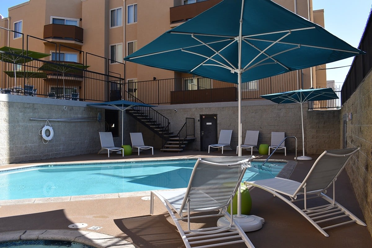 Encino Palms – photo 1