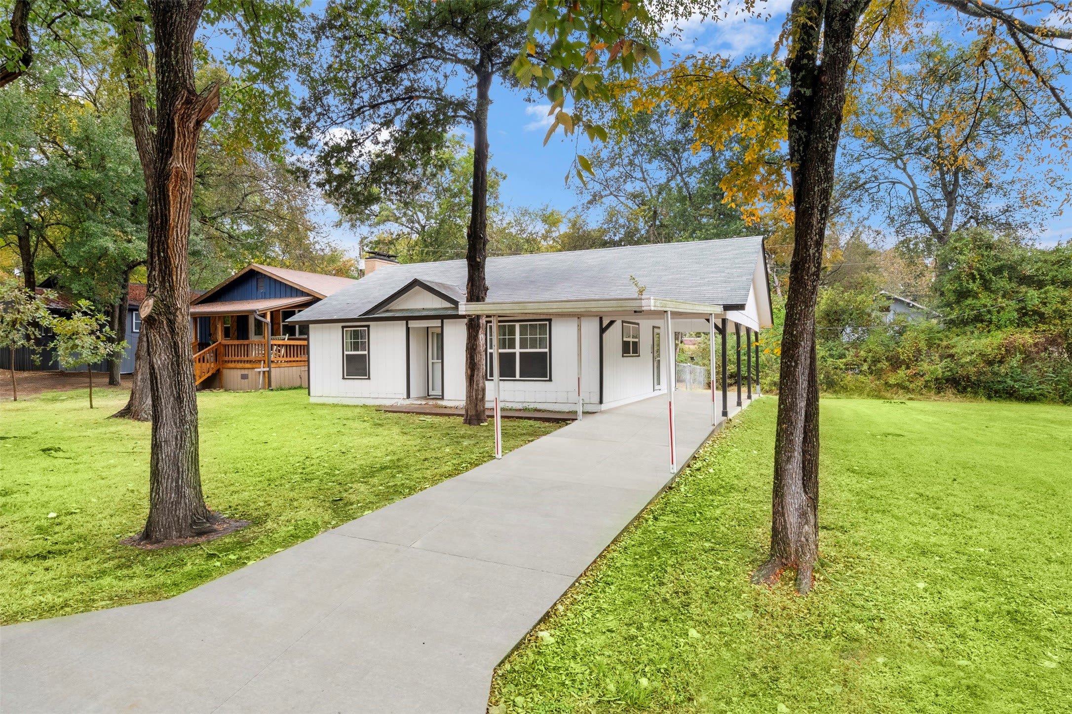 521 Hilltop Drive – photo 1 of 24