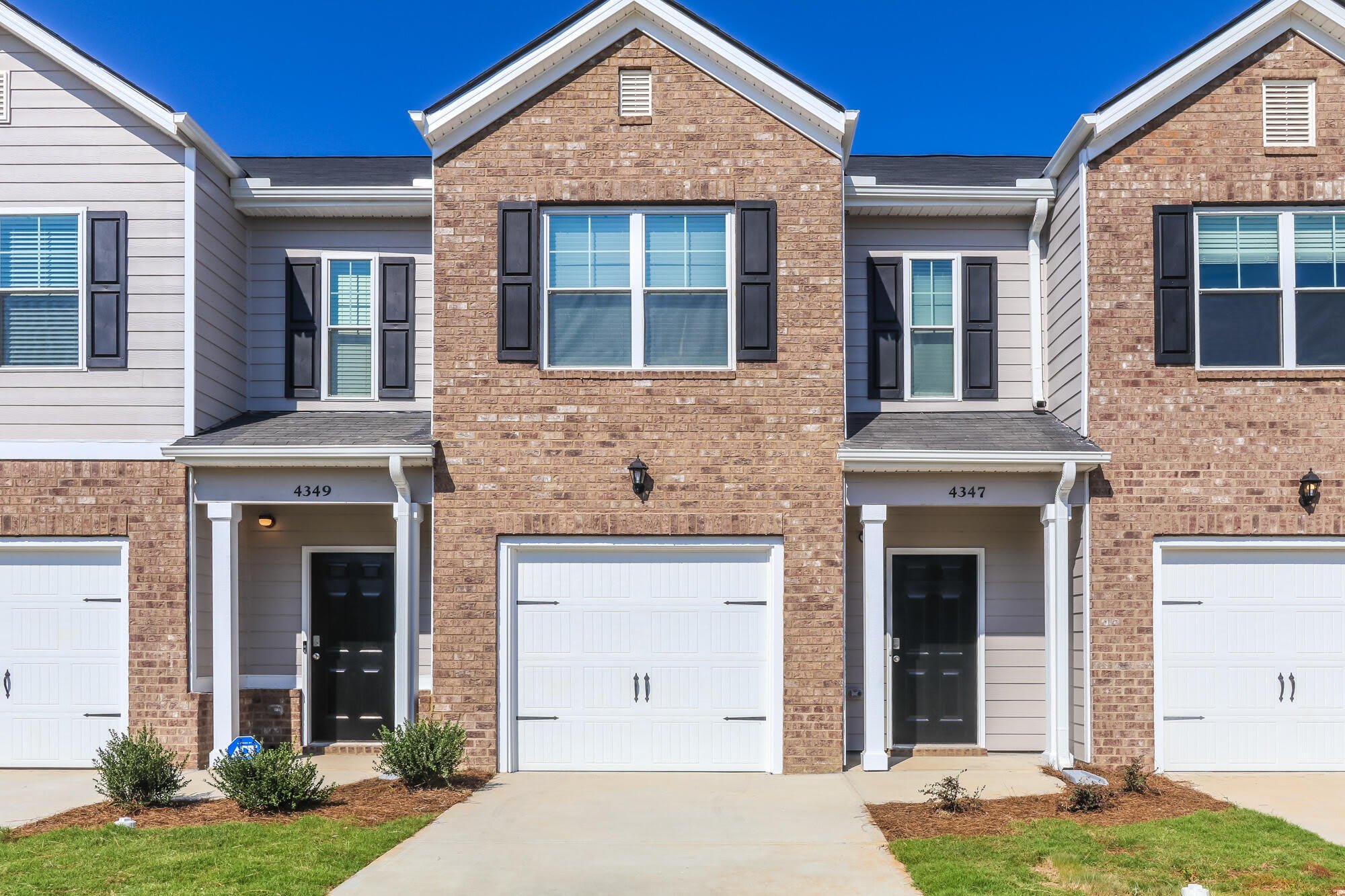 4347 Newland Street – photo 1