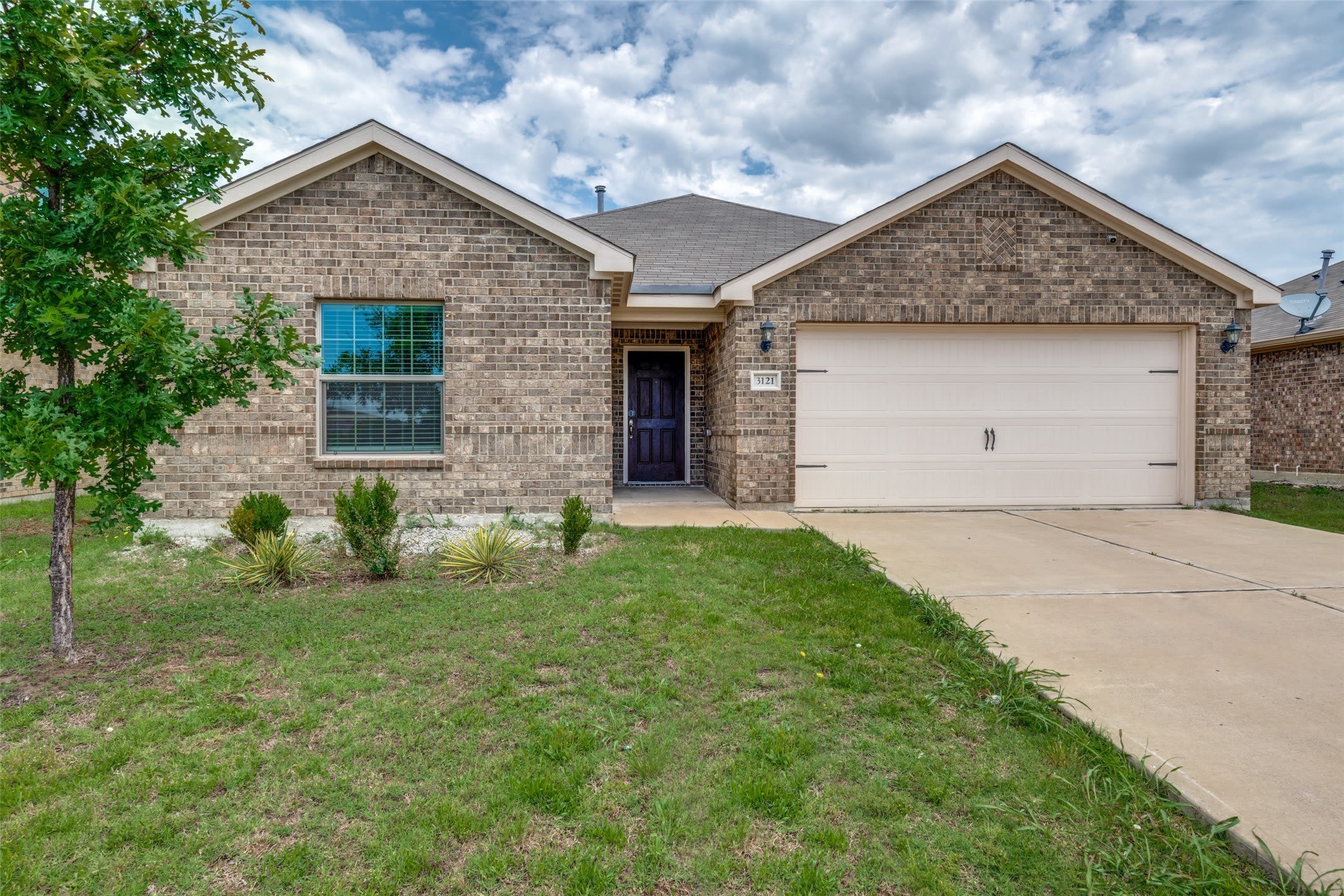 3121 Angus Drive – photo 1 of 24