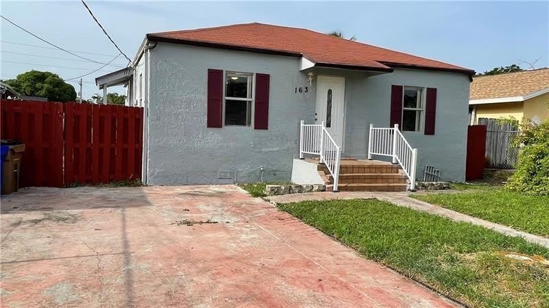 163 SW 5th Street – photo 1 of 25