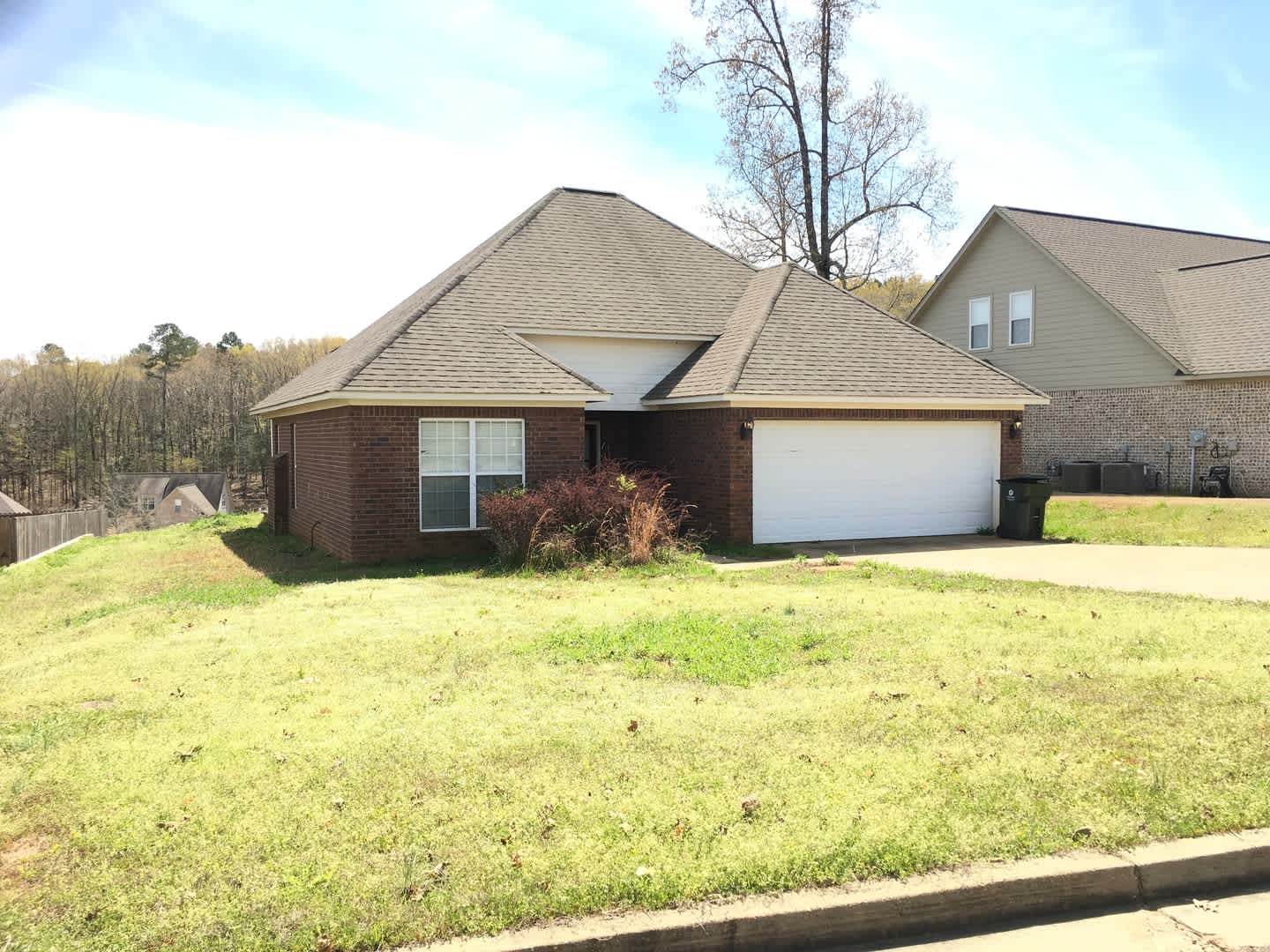 233 Forest Glen – photo 1 of 12